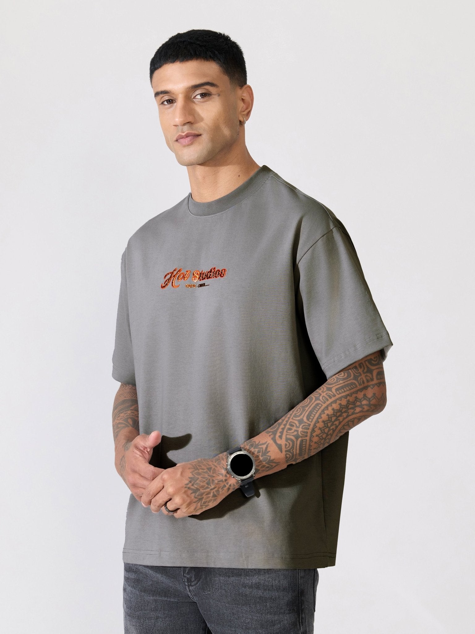 Loveex - Hot Studios Graphic Grey T-Shirt - Espanshe