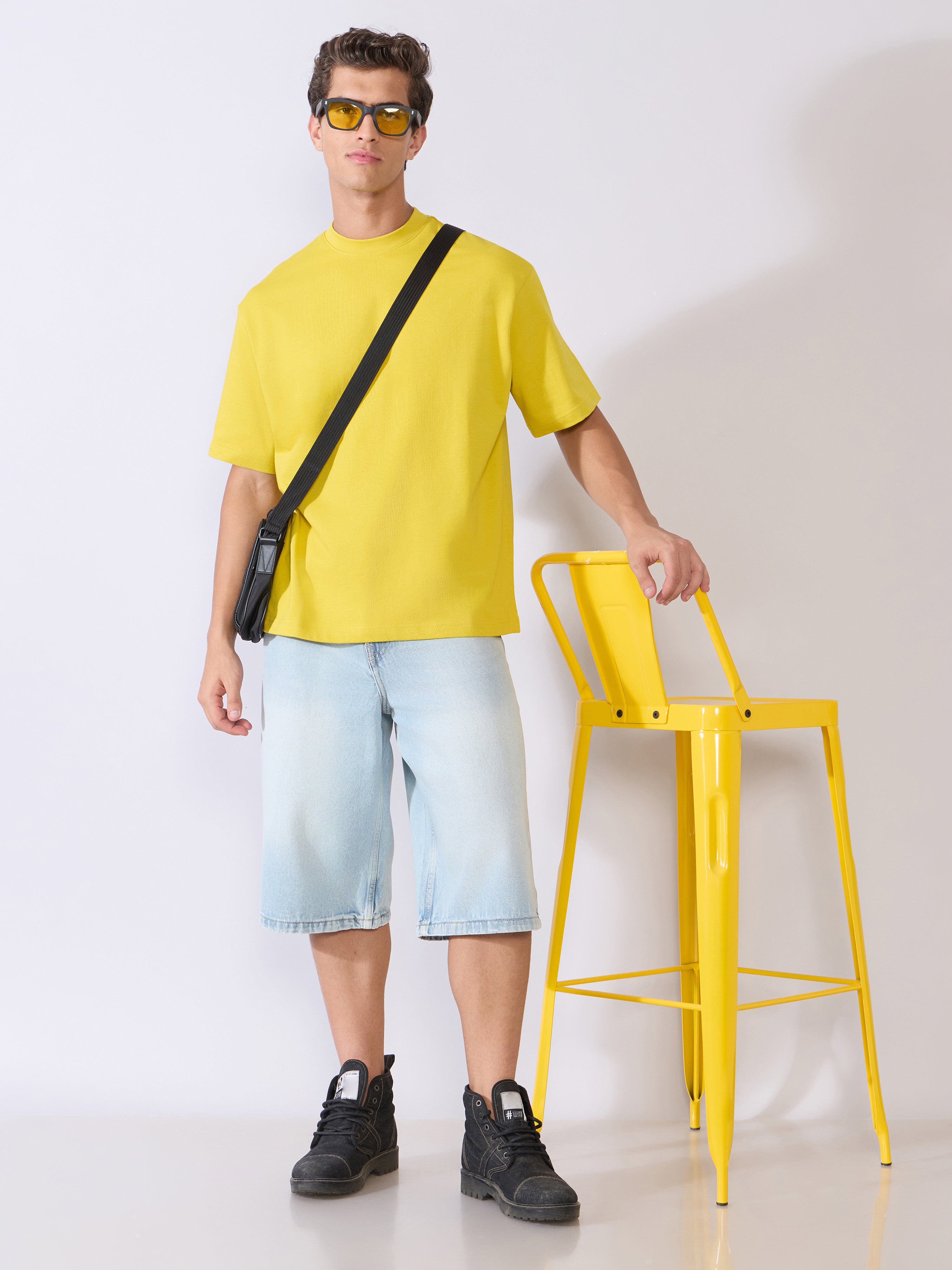 Vynora - Loose Fit Round Neck T-Shirt - Yellow Jasmine