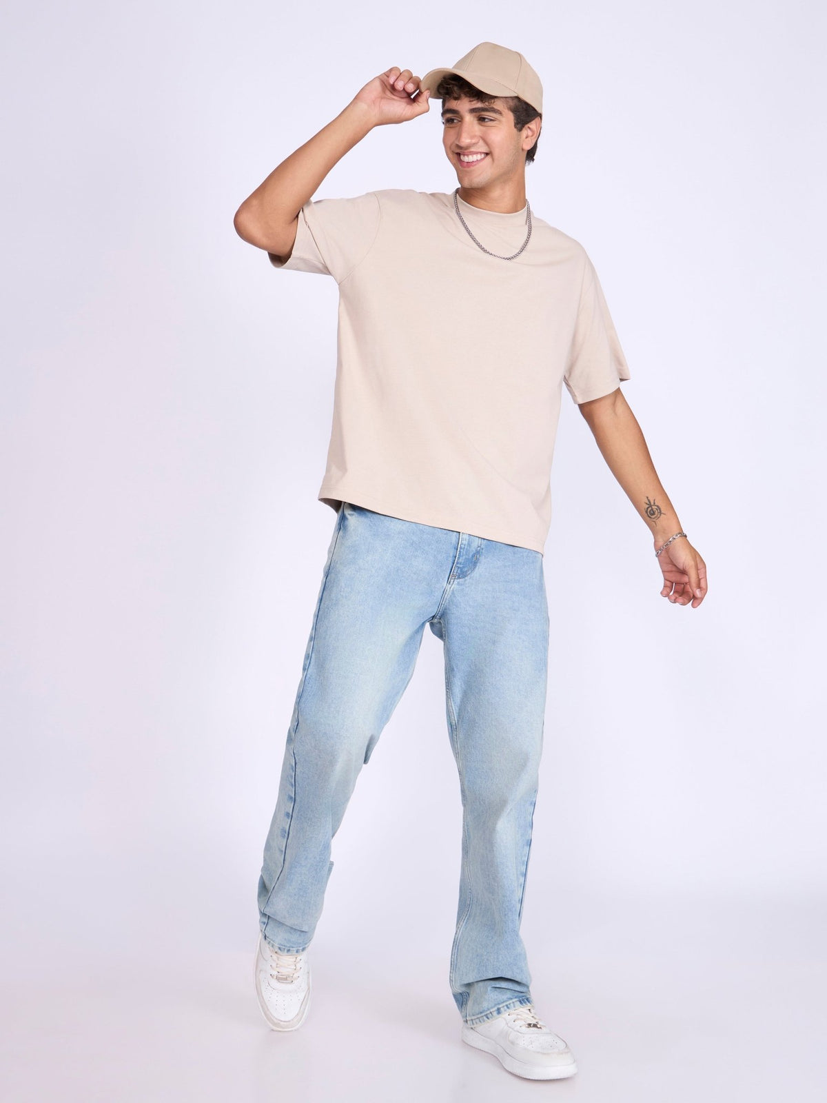 Stirling - Loose Fit T-Shirt - Chalk - Espanshe