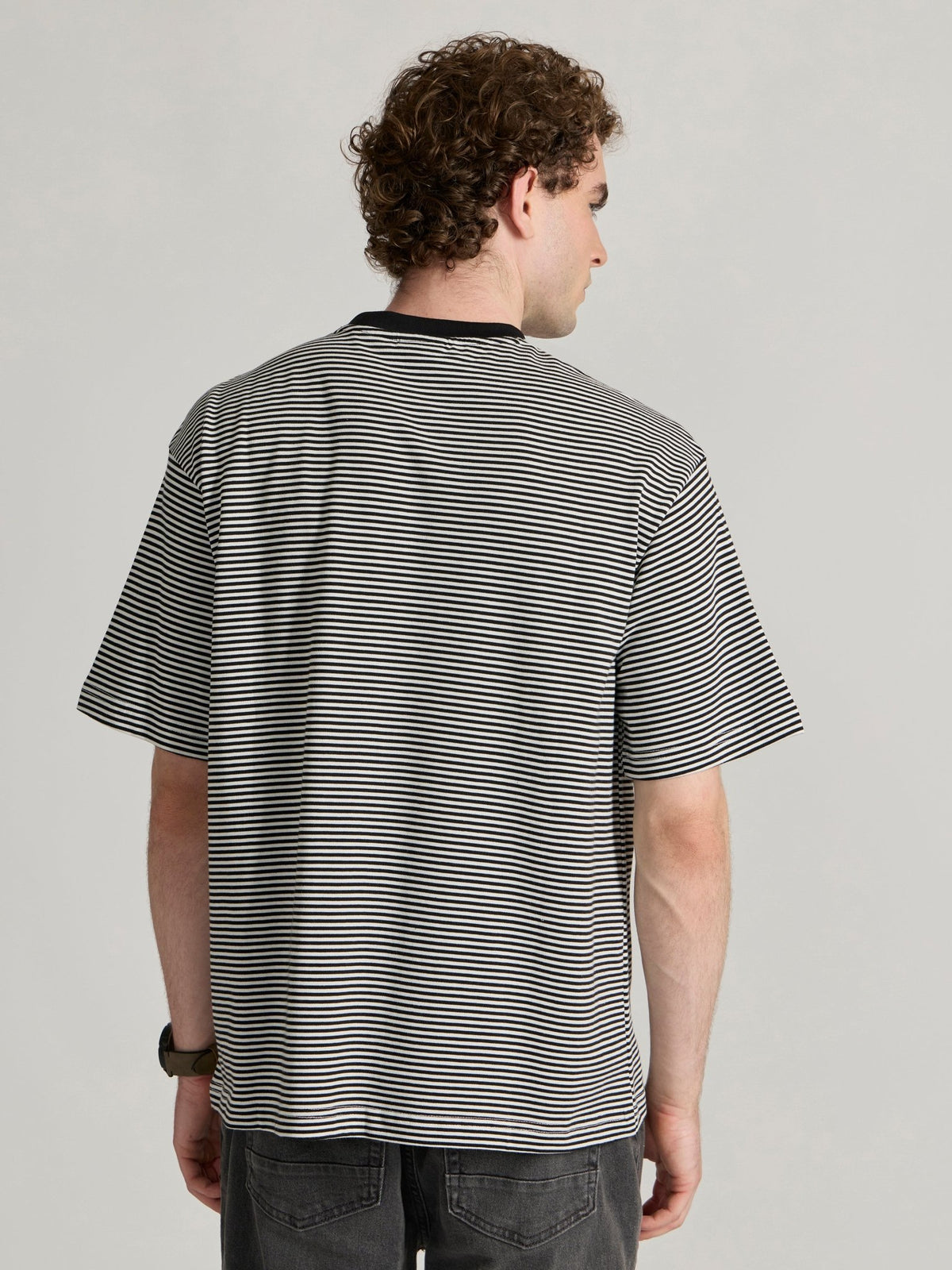 Ionathan - Striped Crew T-Shirt - Black - Espanshe