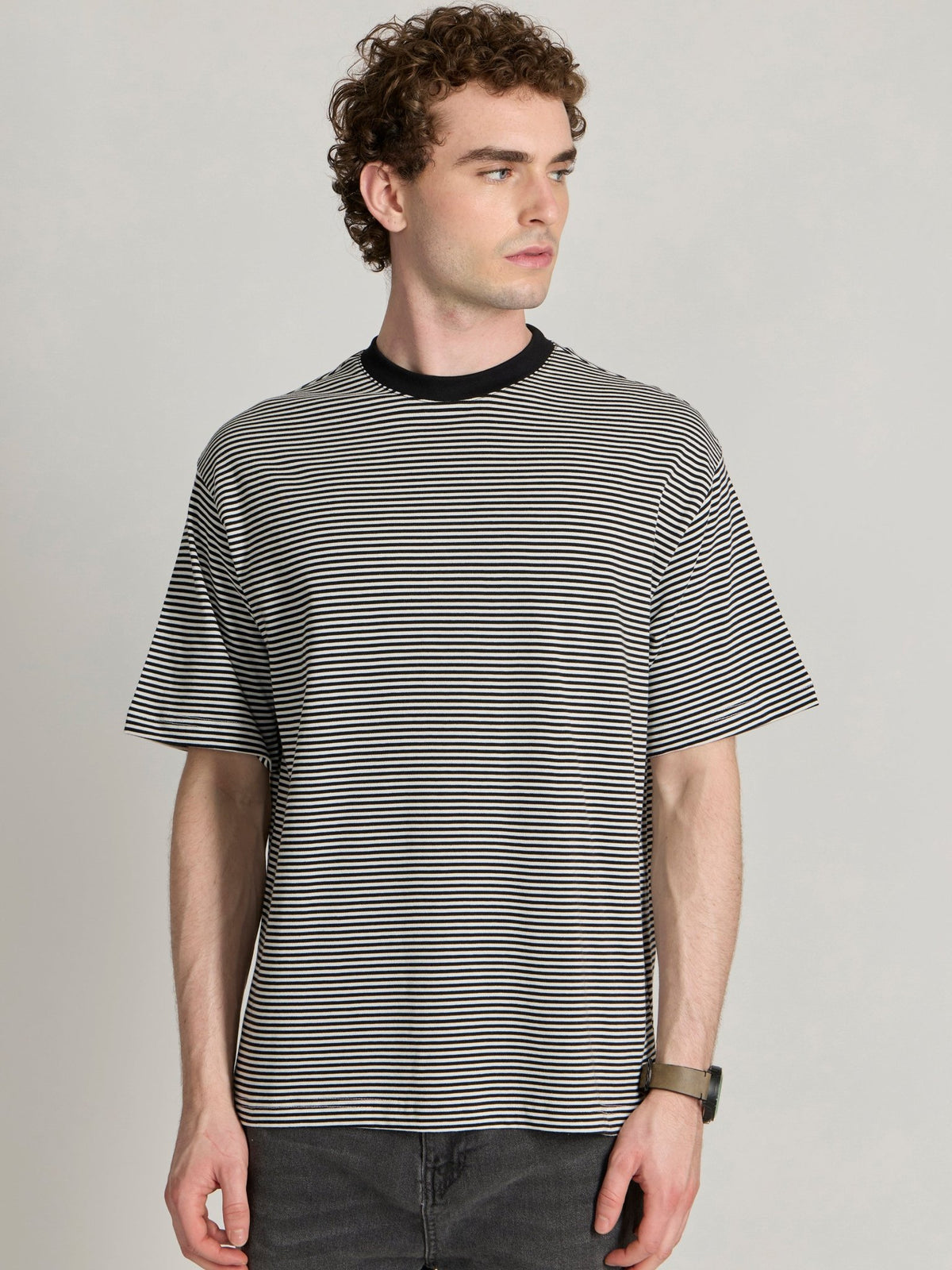 Ionathan - Striped Crew T-Shirt - Black - Espanshe