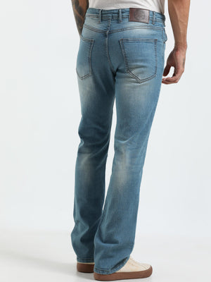  classic clean jeans with light fade and a boot cut fit
bootcut fit jeans for men
light fade jean for men