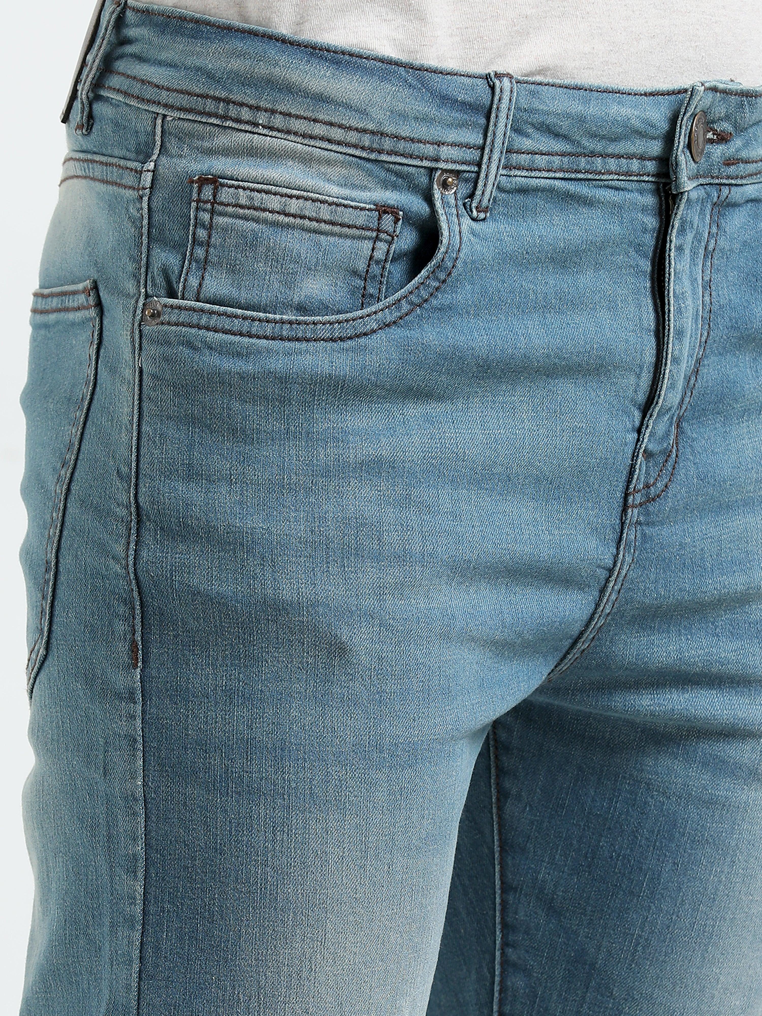  classic clean jeans with light fade and a boot cut fit
bootcut fit jeans for men
light fade jean for men