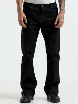  classic clean jeans with light fade and a boot cut fit
bootcut fit jeans for men
light fade jean for men