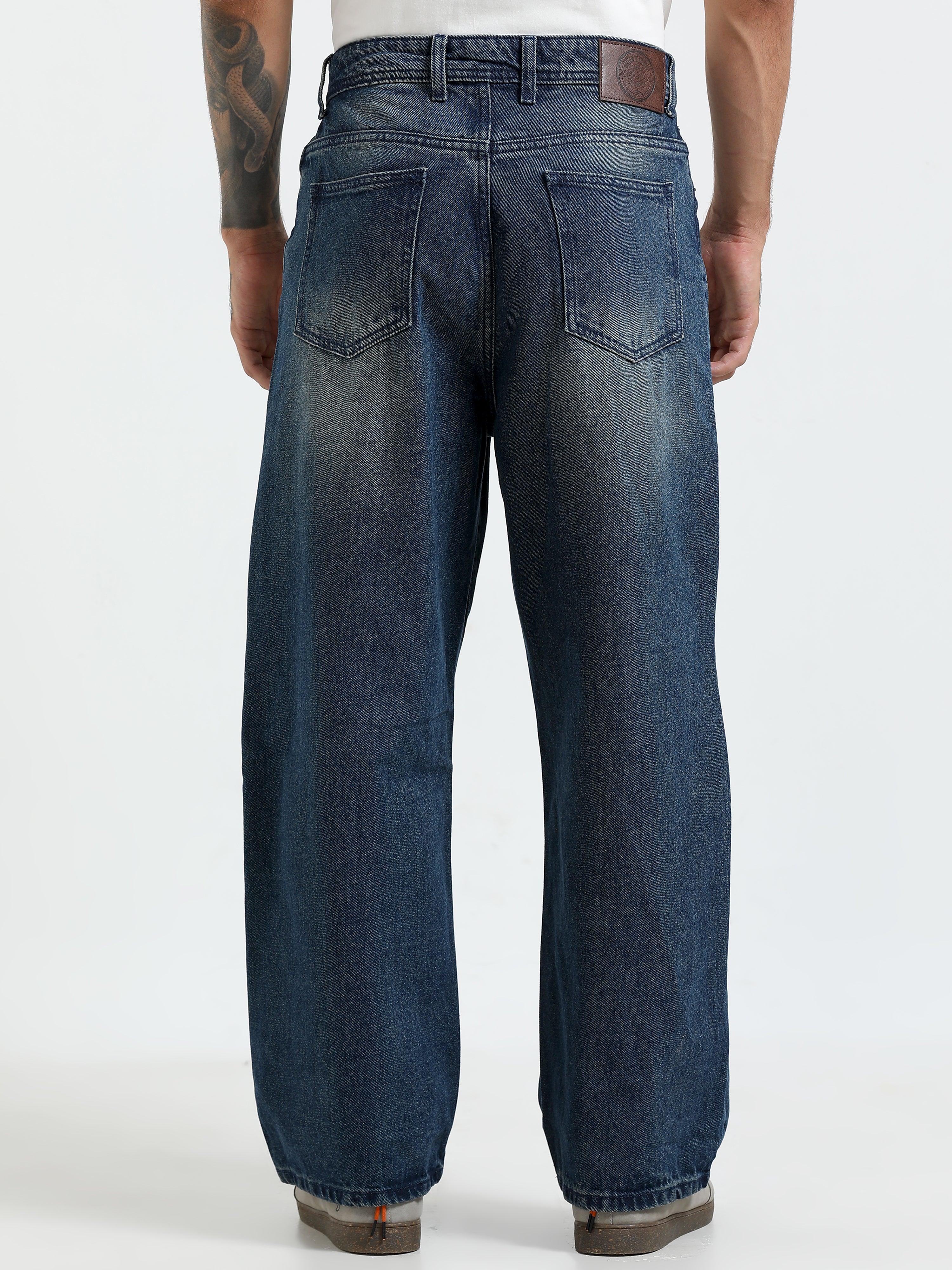  loose fit jean with patches and distress
Loose fit pants for men
patched pants or men
