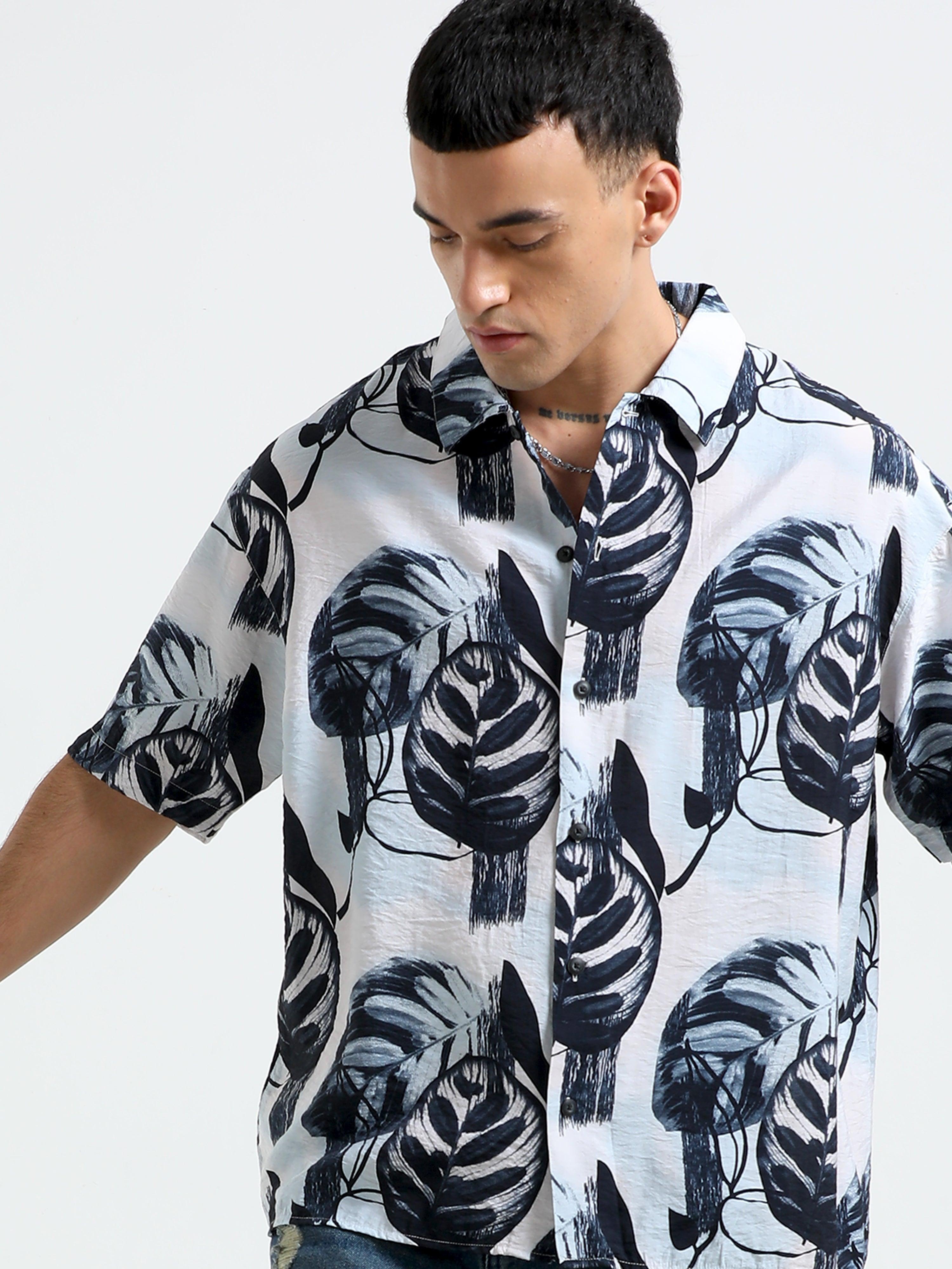 cropped baggy fit shirt with casual print
cropped shirts for men
baggy shirts for men