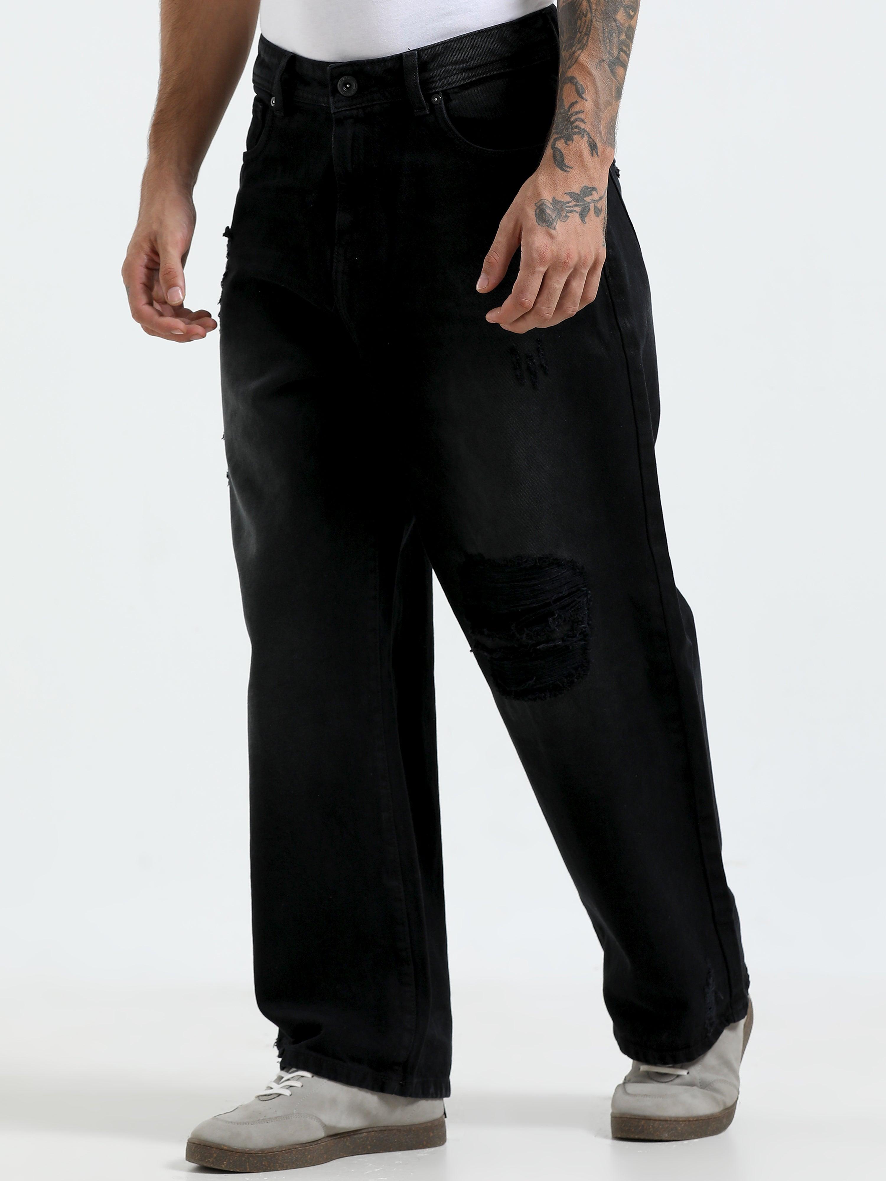  loose fit jean with patches and distress
Loose fit pants for men
patched pants or men