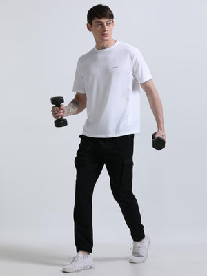 comfortable and light weight sports
 t-shirt made from polyster
sports t-shirt for men
light weight t-shirts for men