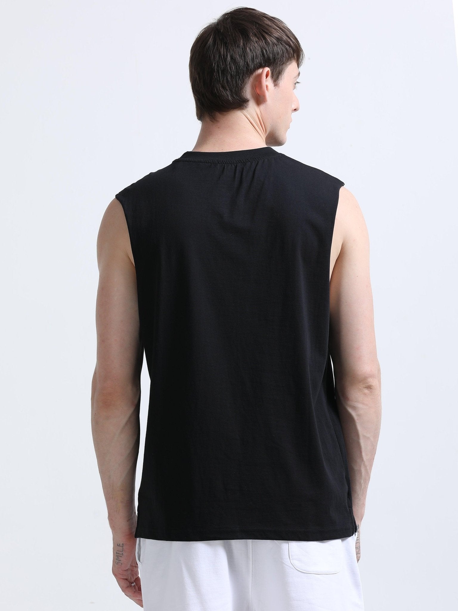 Vintage Charmer Sleeveless T-Shirt - Black - Espanshe
