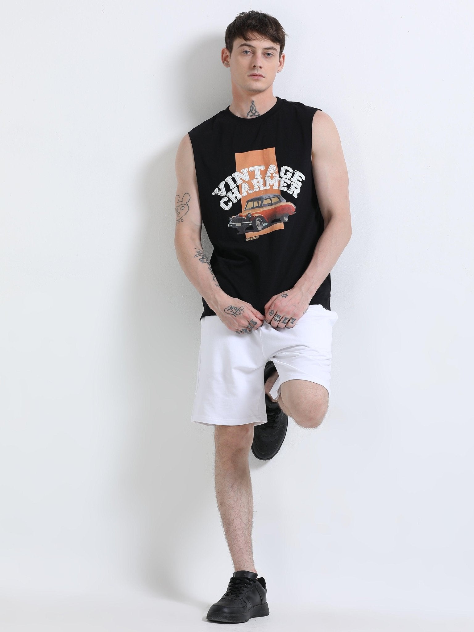 Vintage Charmer Sleeveless T-Shirt - Black - Espanshe