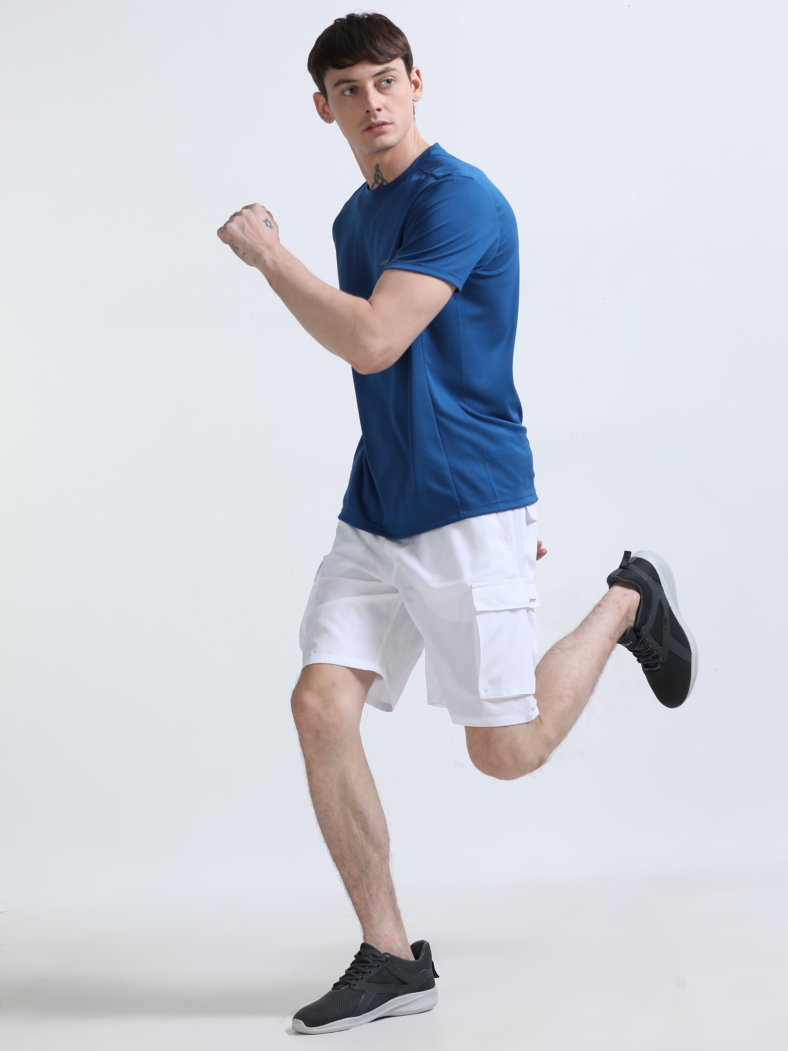 comfortable and light weight sports
 t-shirt made from polyster
sports t-shirt for men
light weight t-shirts for men