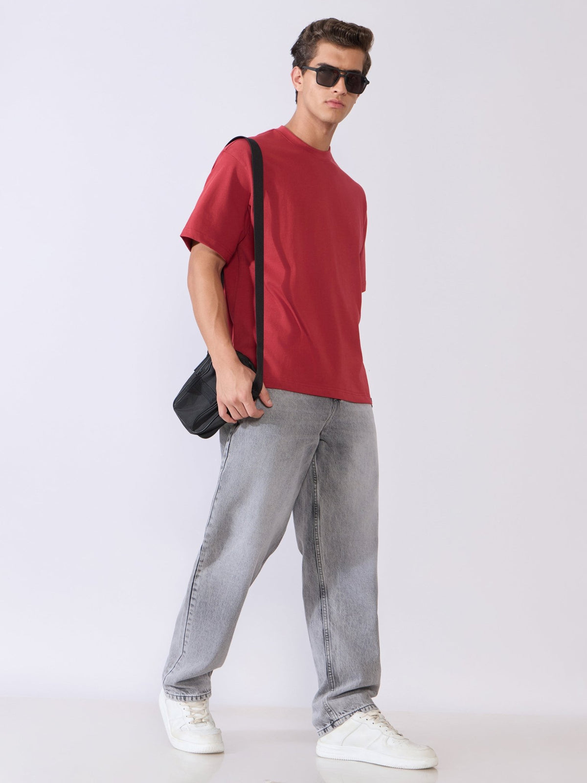 Vynora - Loose Fit Round Neck T-Shirt - Red - Espanshe