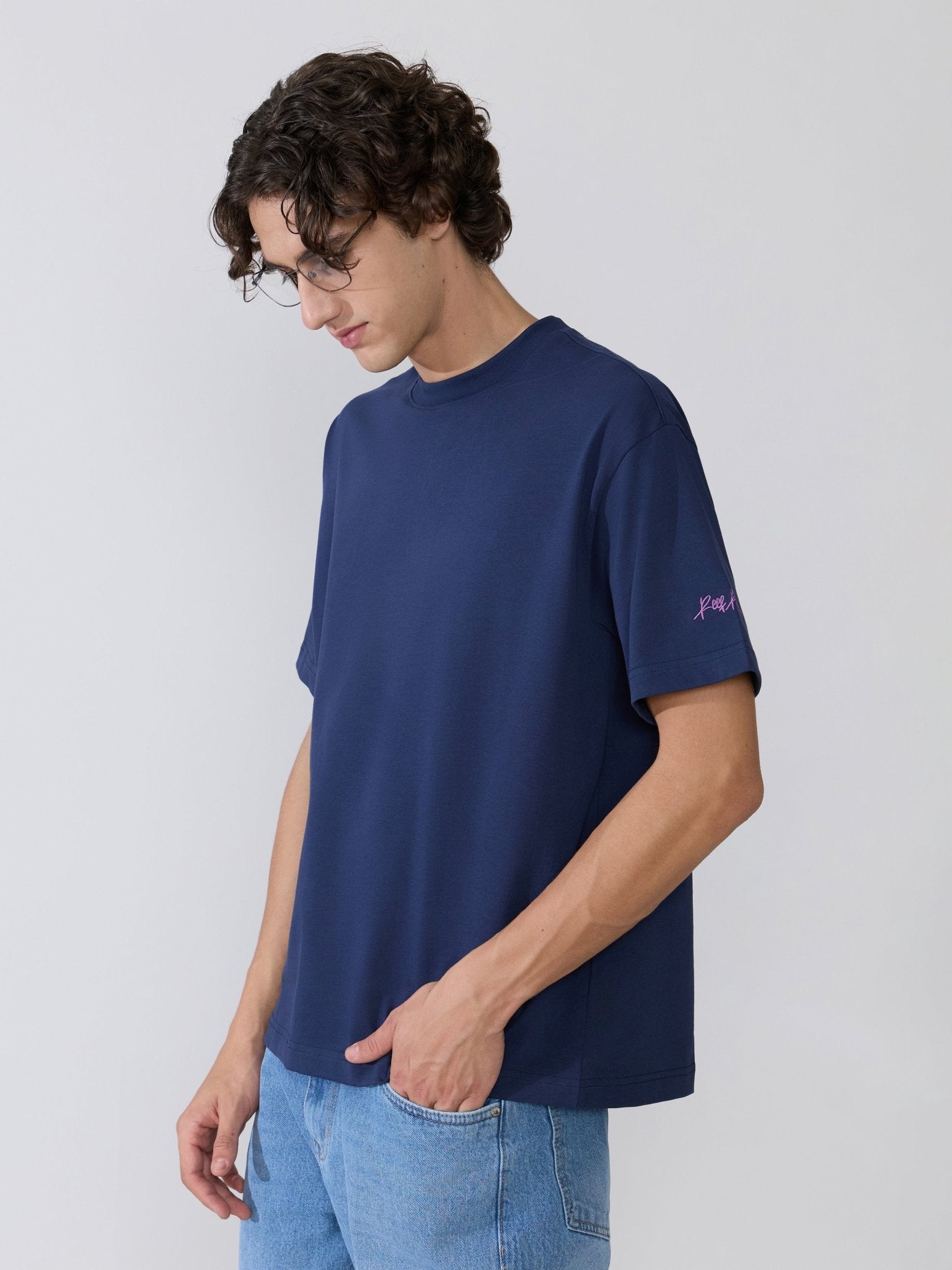 Loveex - Energy Flows Graphic Back Print Navy Blue T-Shirt - Espanshe
