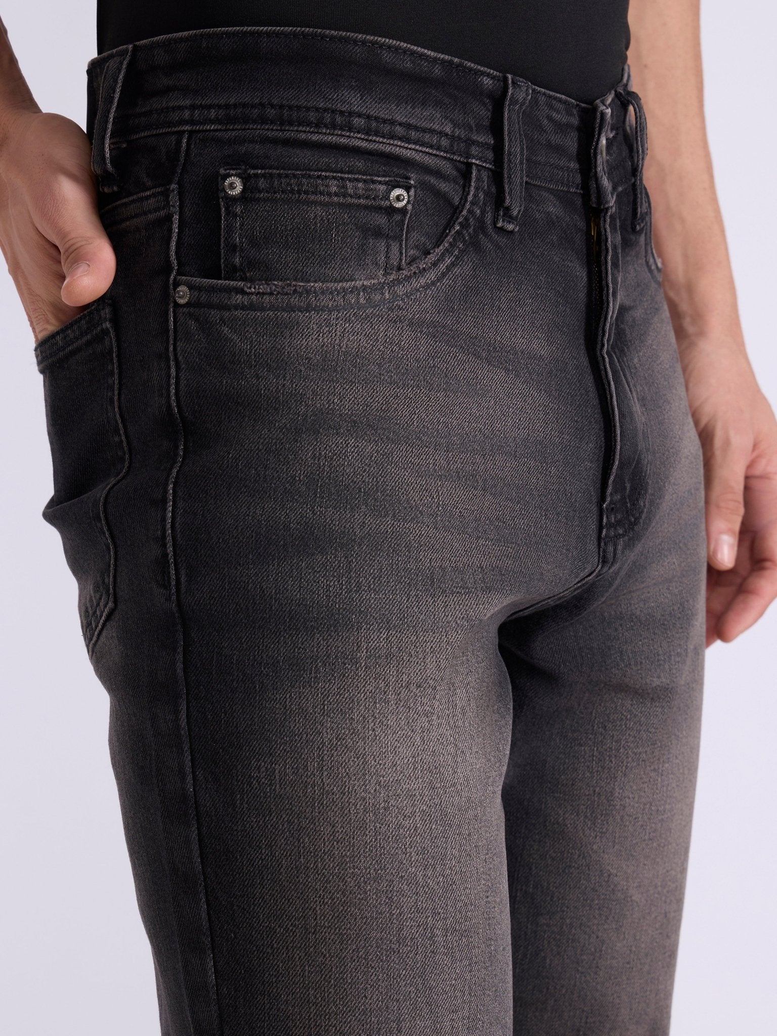 Yulia - Straight Fit Jeans - Black Shade - Espanshe