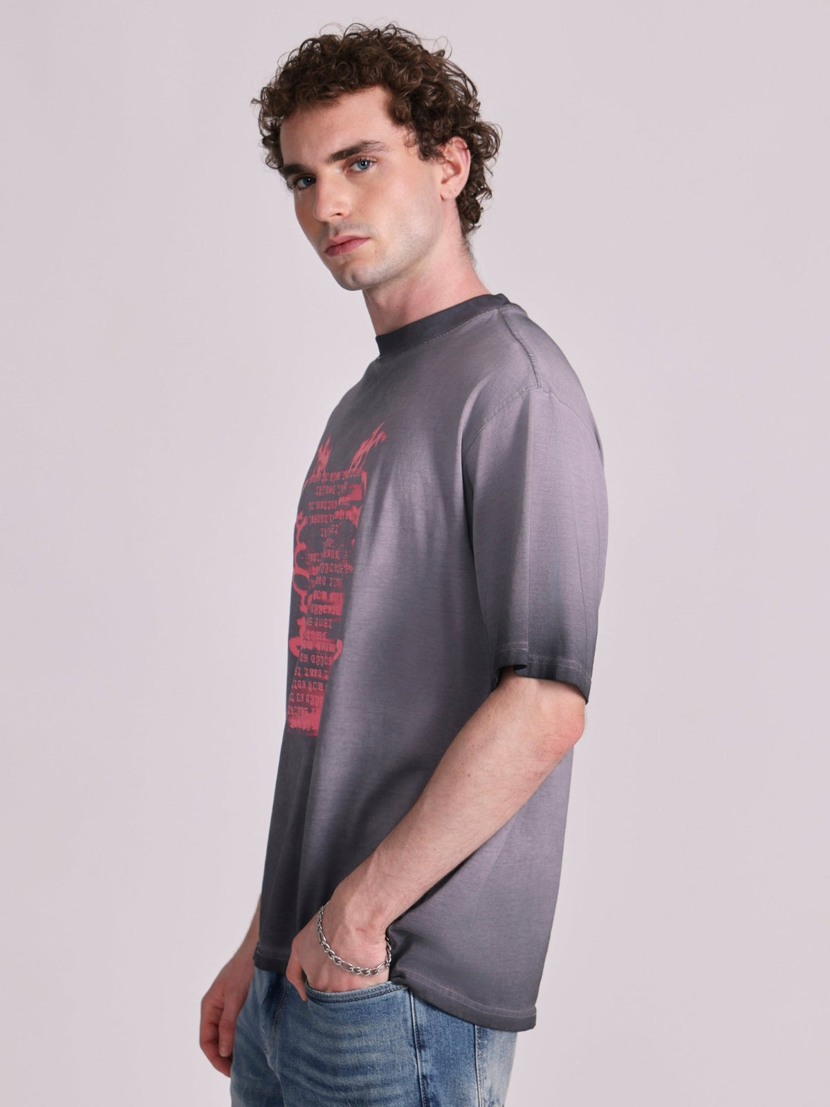 Lona - Graffiti-Inspired Print Baggy T-Shirt - Grey - Espanshe