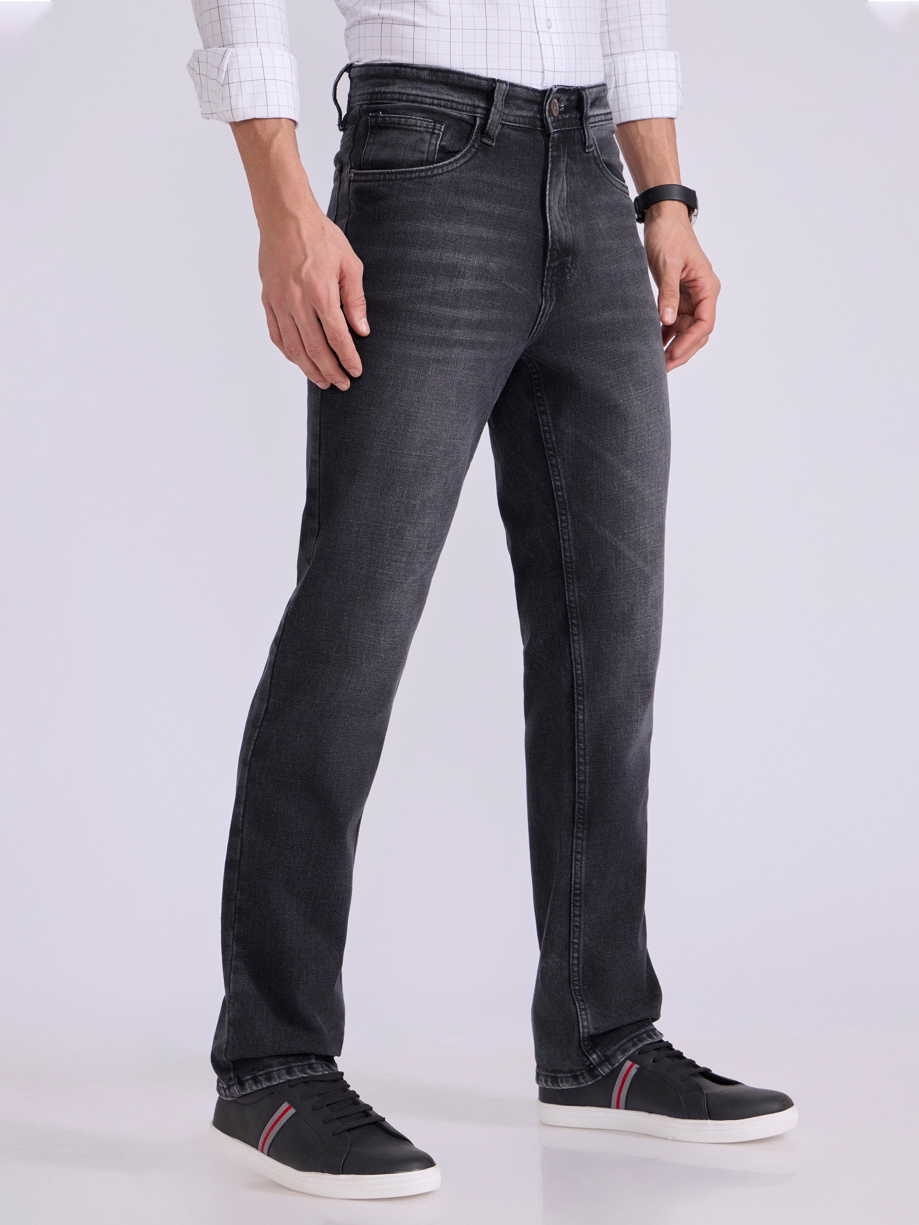 Vittorio - Straight Fit Jeans - Black Shade