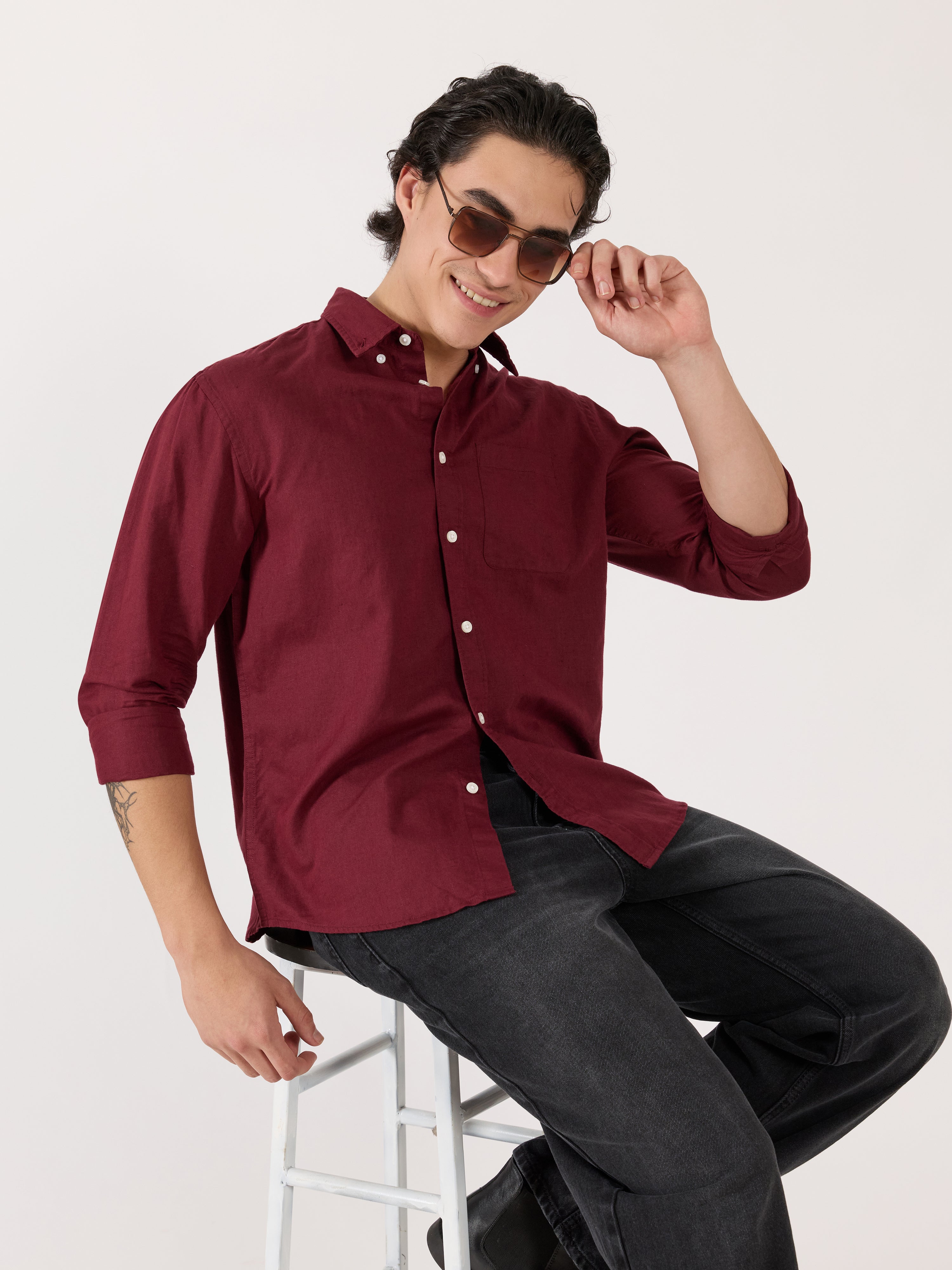 Men's Relaxed Linen Shirt - wine red