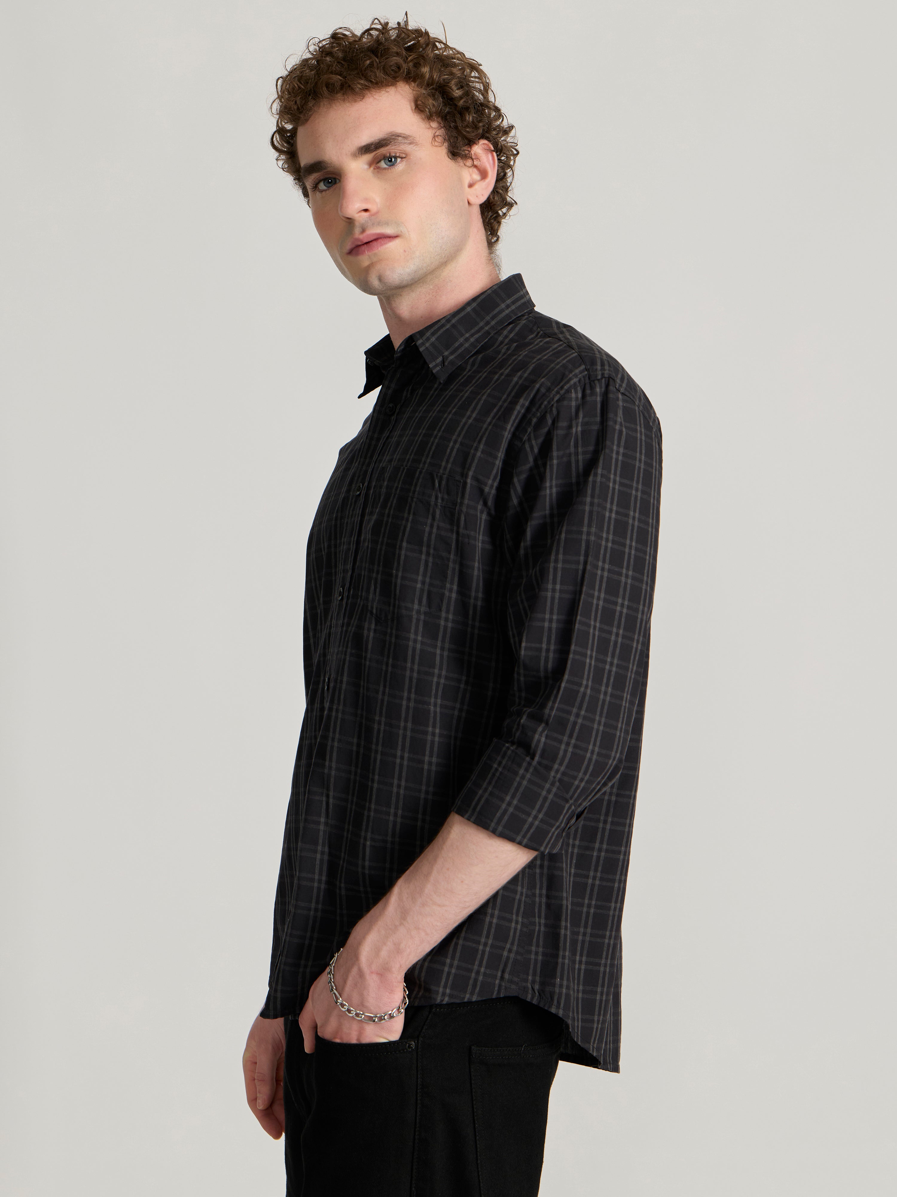 Men's Relaxed Fit Checks Shirt - black