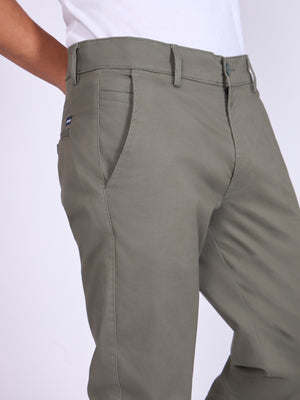 Men's Skinny Fit Cotton Pant in sage green