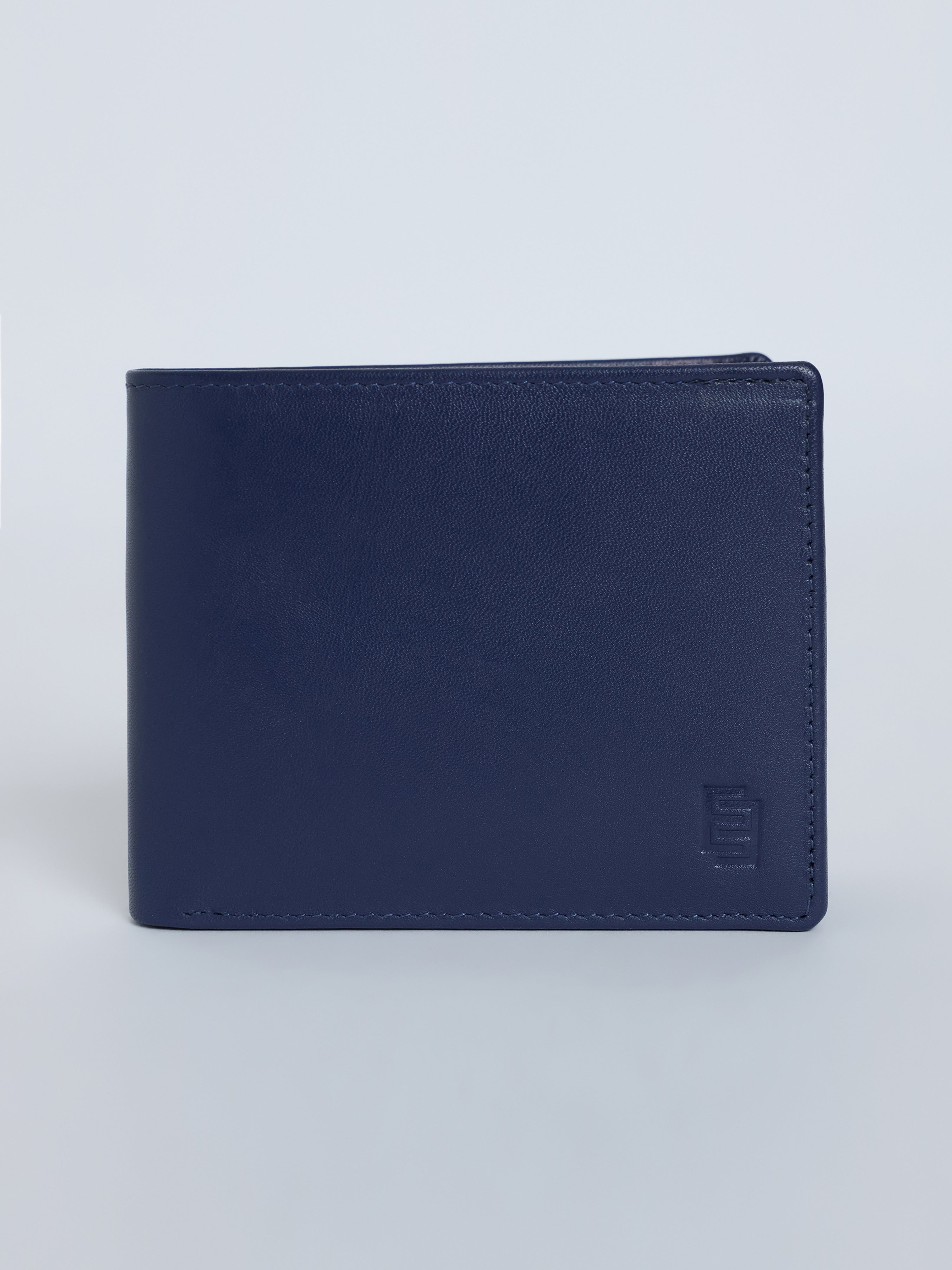 Arctic-5 - Vertical Leather ID Wallet - Navy Blue