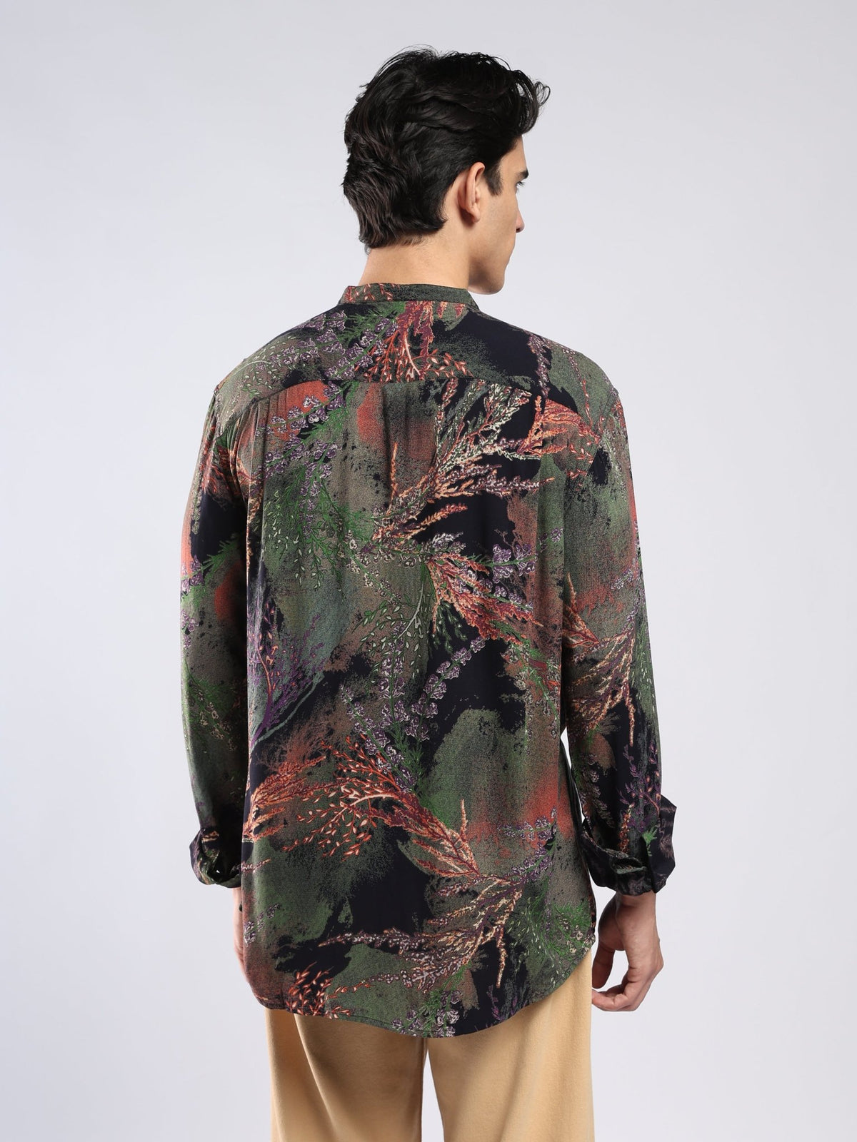 Xisoni - Abstract Printed Mandarin Collar Shirt - Black - Espanshe