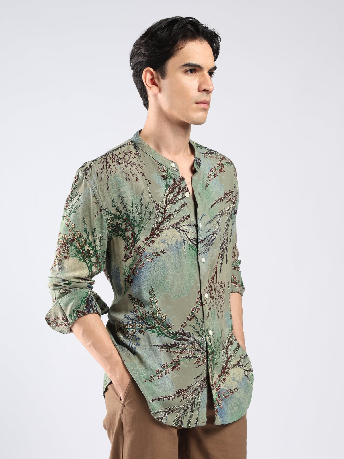 Xisoni - Abstract Printed Mandarin Collar Shirt - Moss Green - Espanshe