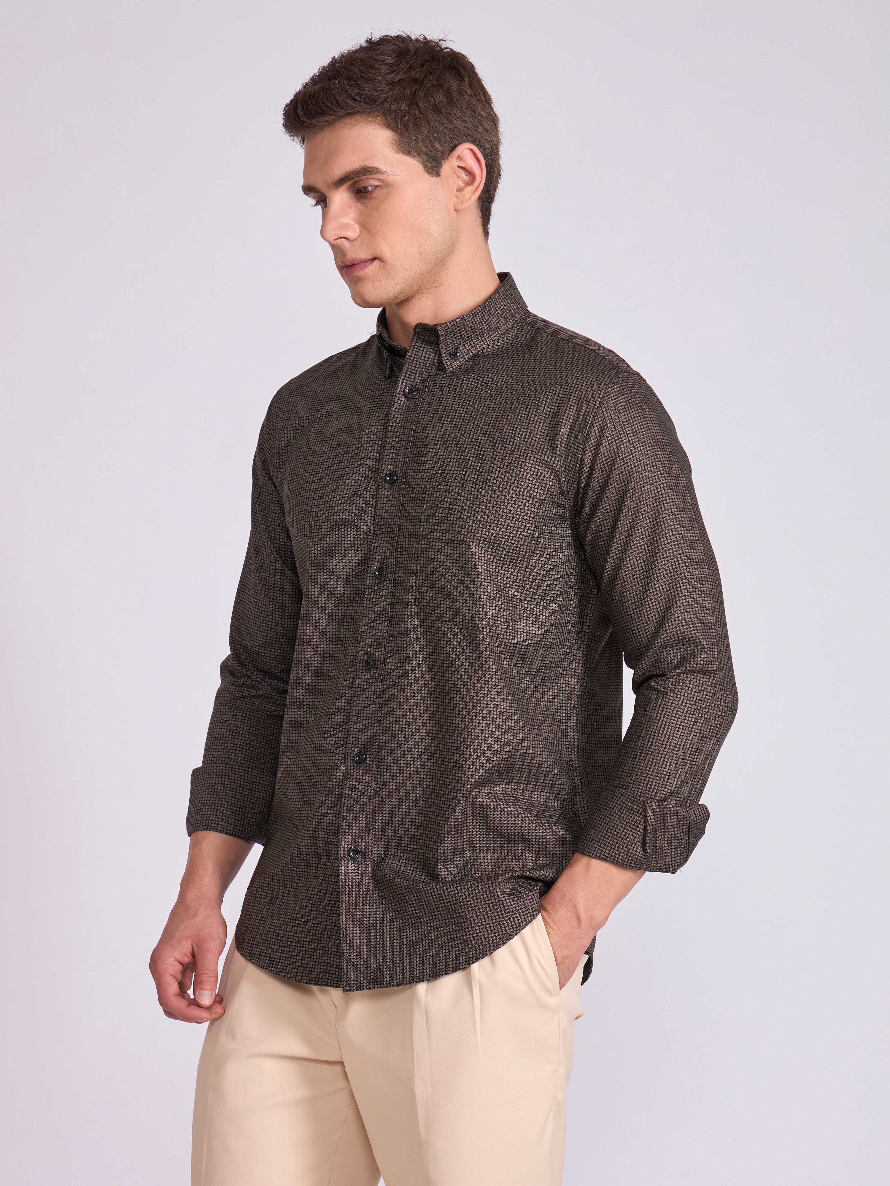 Men's Micro Houndstooth Shirt in Rich Brown