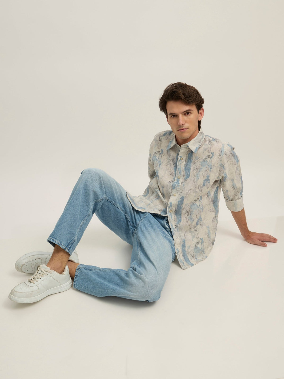 Westley - Regular Floral Printed Shirt - Ice Blue - Espanshe