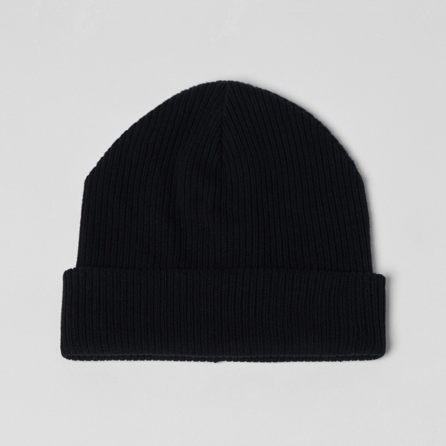 Men's Knitted Beanie in Black