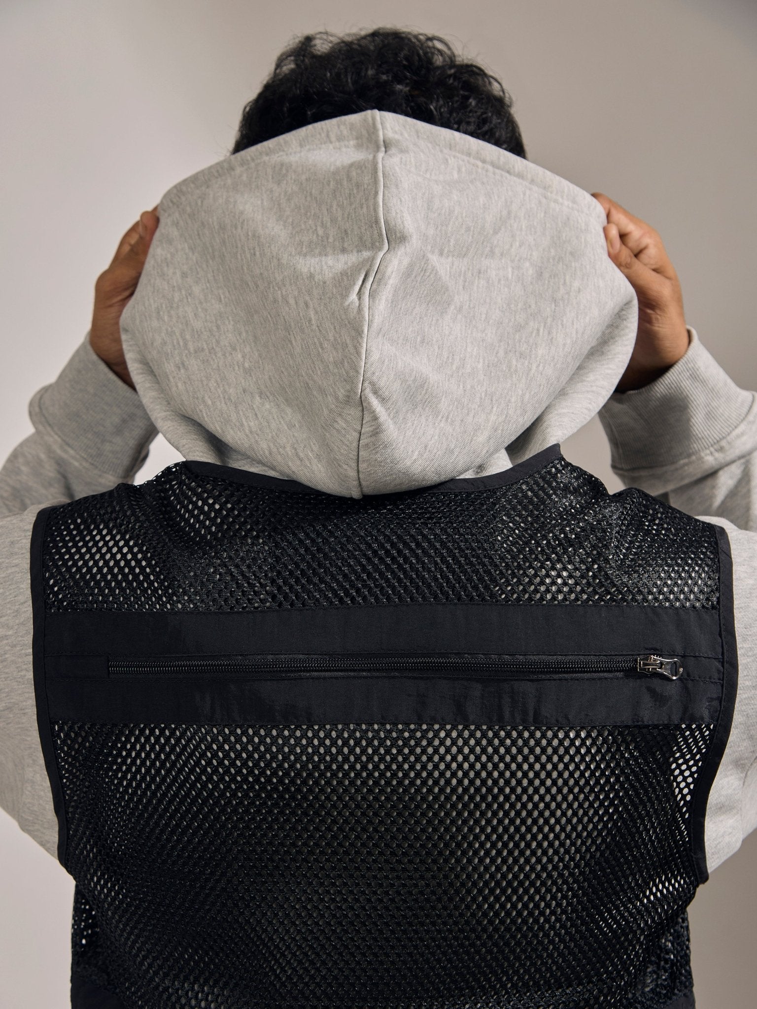 Romillya - Zippered Cargo Vest - Black - Espanshe