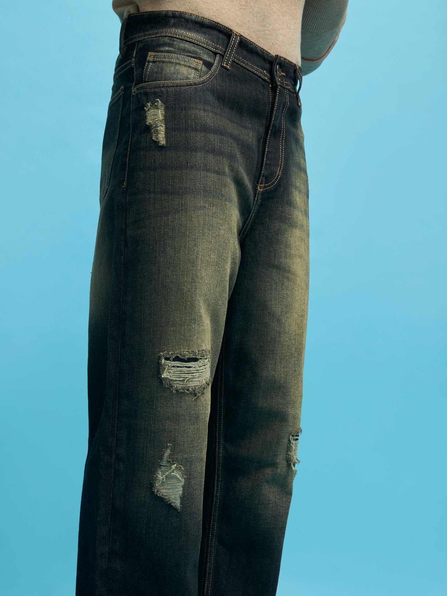 Sky - Relaxed Patched Jeans - Black - Espanshe