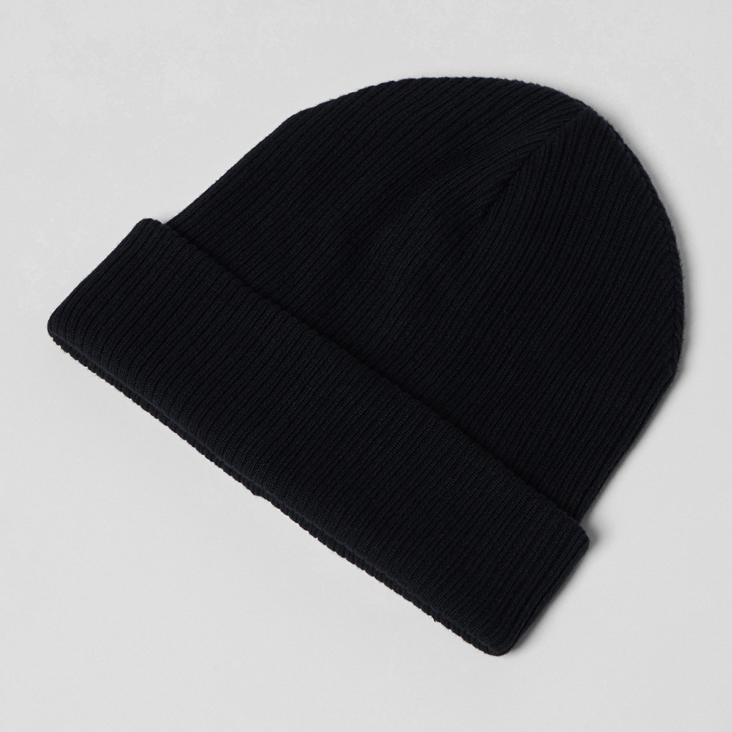 Men's Knitted Beanie in Black