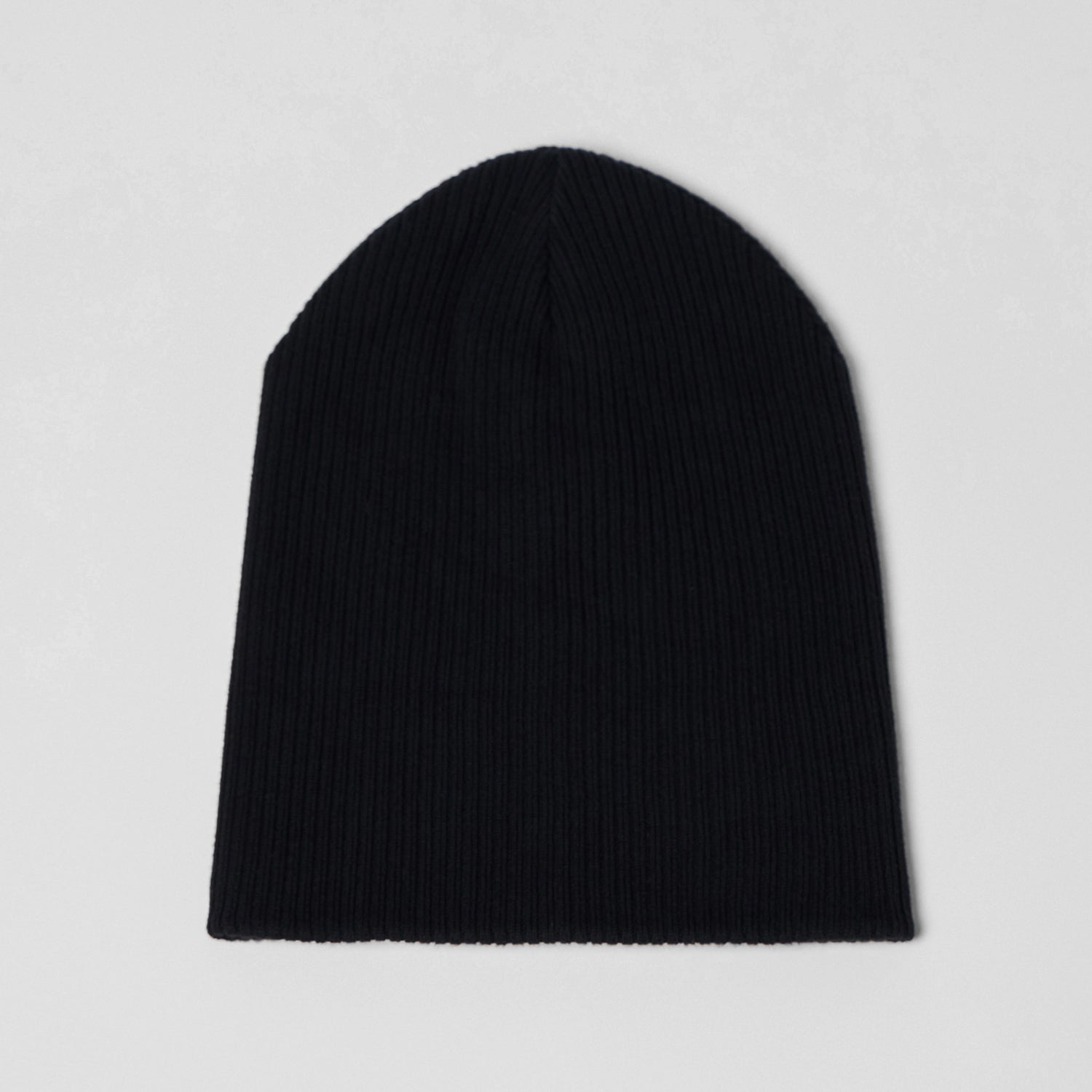 Men's Knitted Beanie in Black