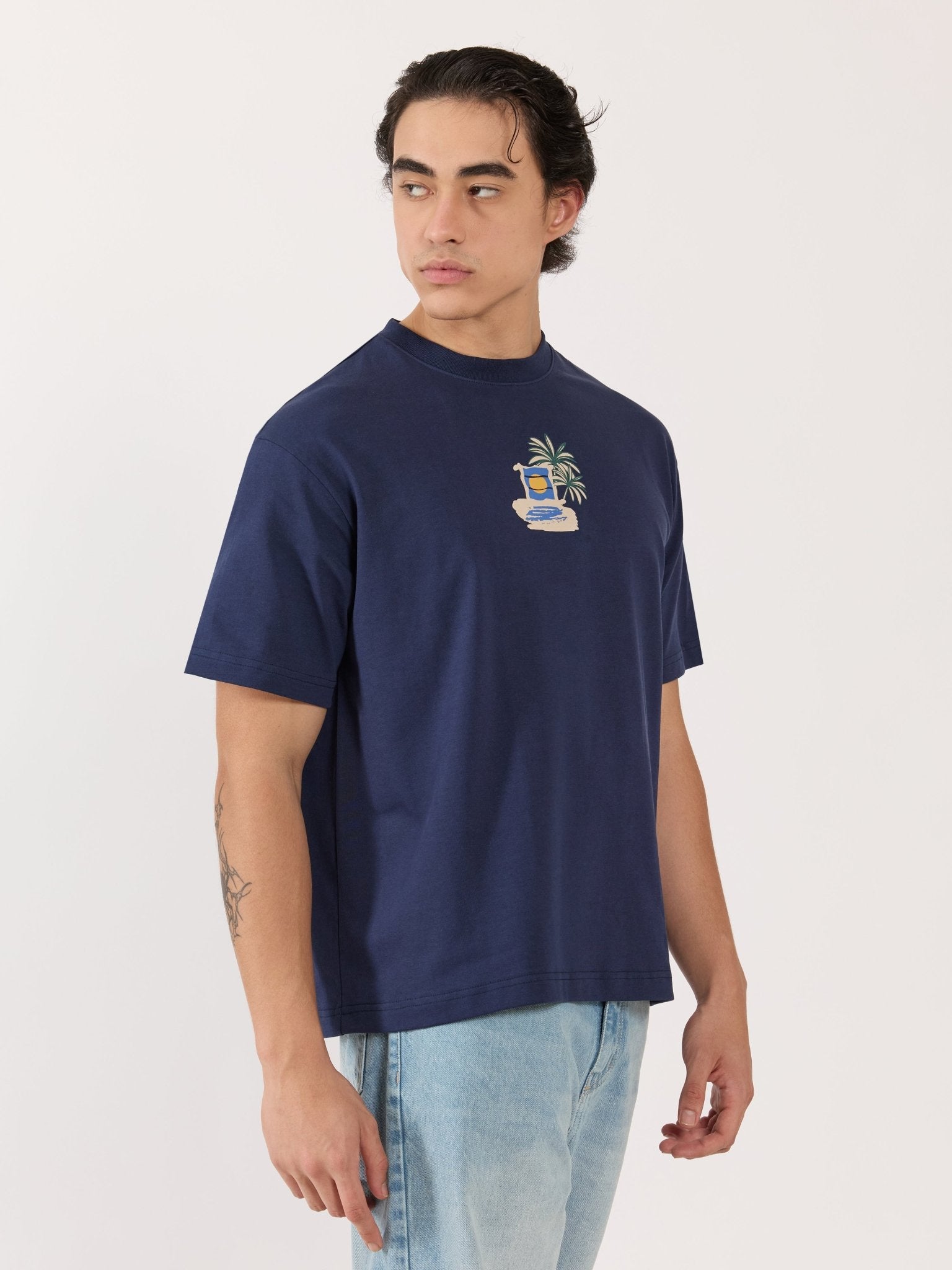 Sheldon - Tropical Sunset Graphic Navy Blue Loose Fit T-Shirt - Espanshe
