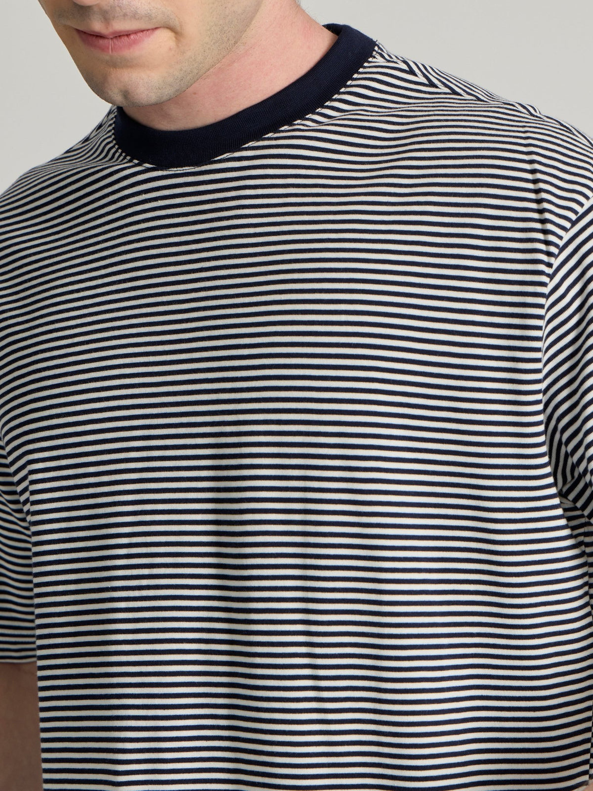 Ionathan - Striped Crew T-Shirt - Navy Blue - Espanshe