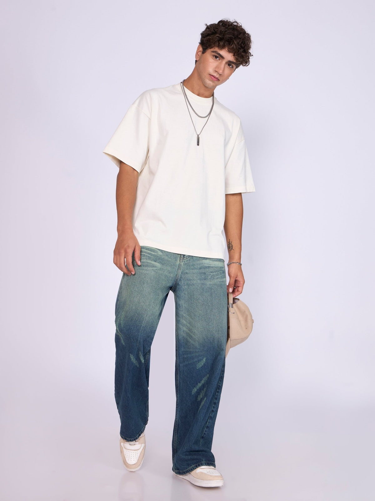 Stirling - Loose Fit T-Shirt - White - Espanshe