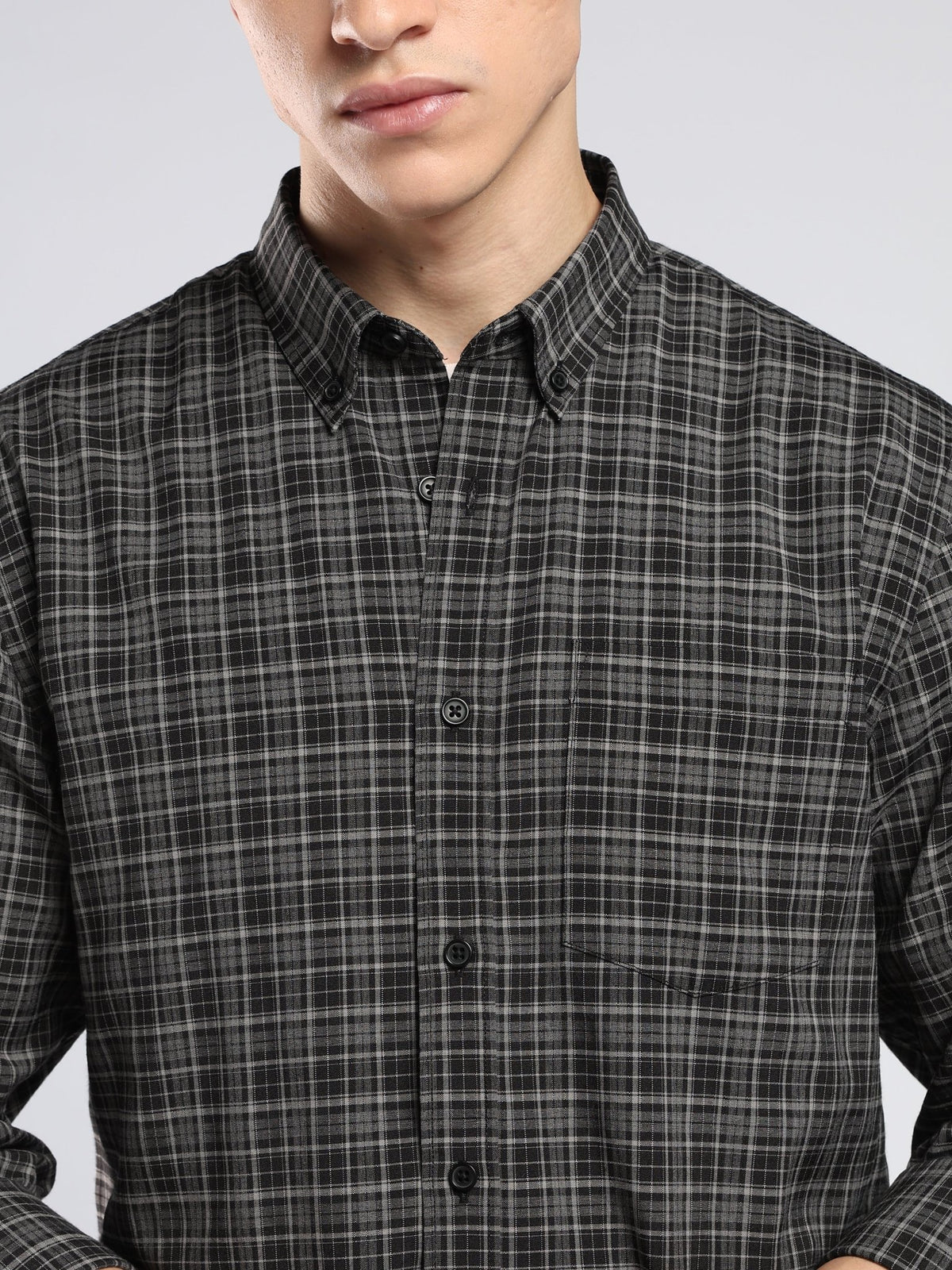 Vololo - Relaxed Fit Checks Shirt - Black - Espanshe