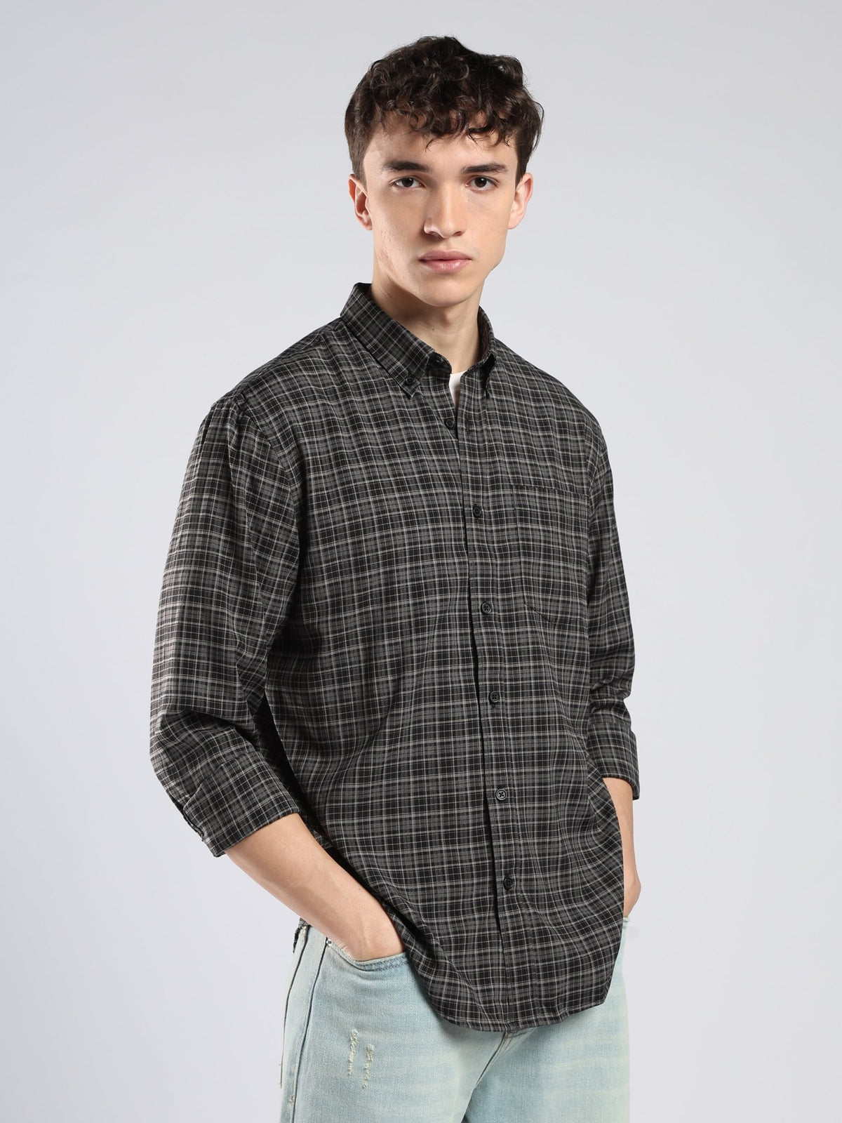 Vololo - Relaxed Fit Checks Shirt - Black - Espanshe