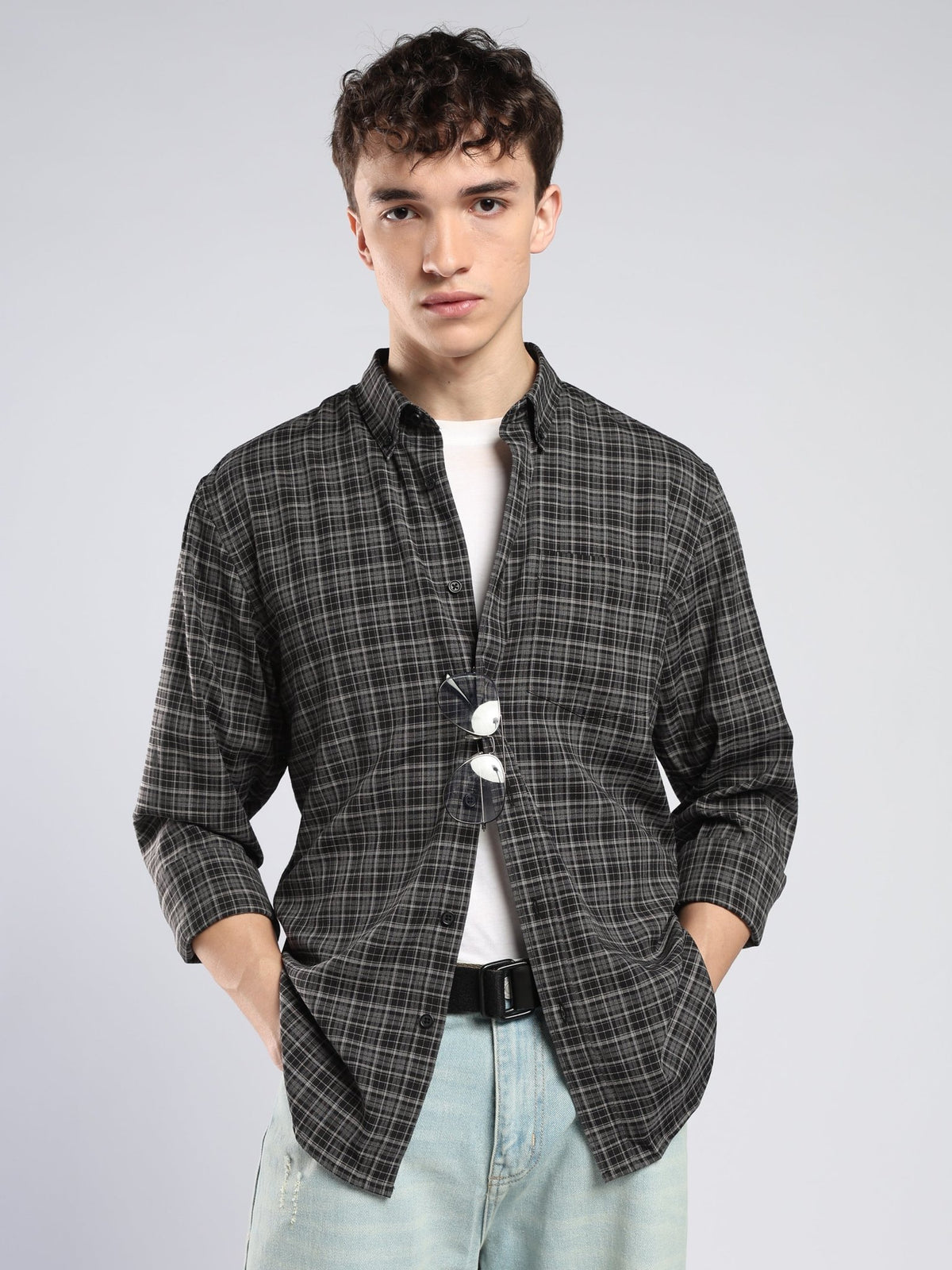 Vololo - Relaxed Fit Checks Shirt - Black - Espanshe