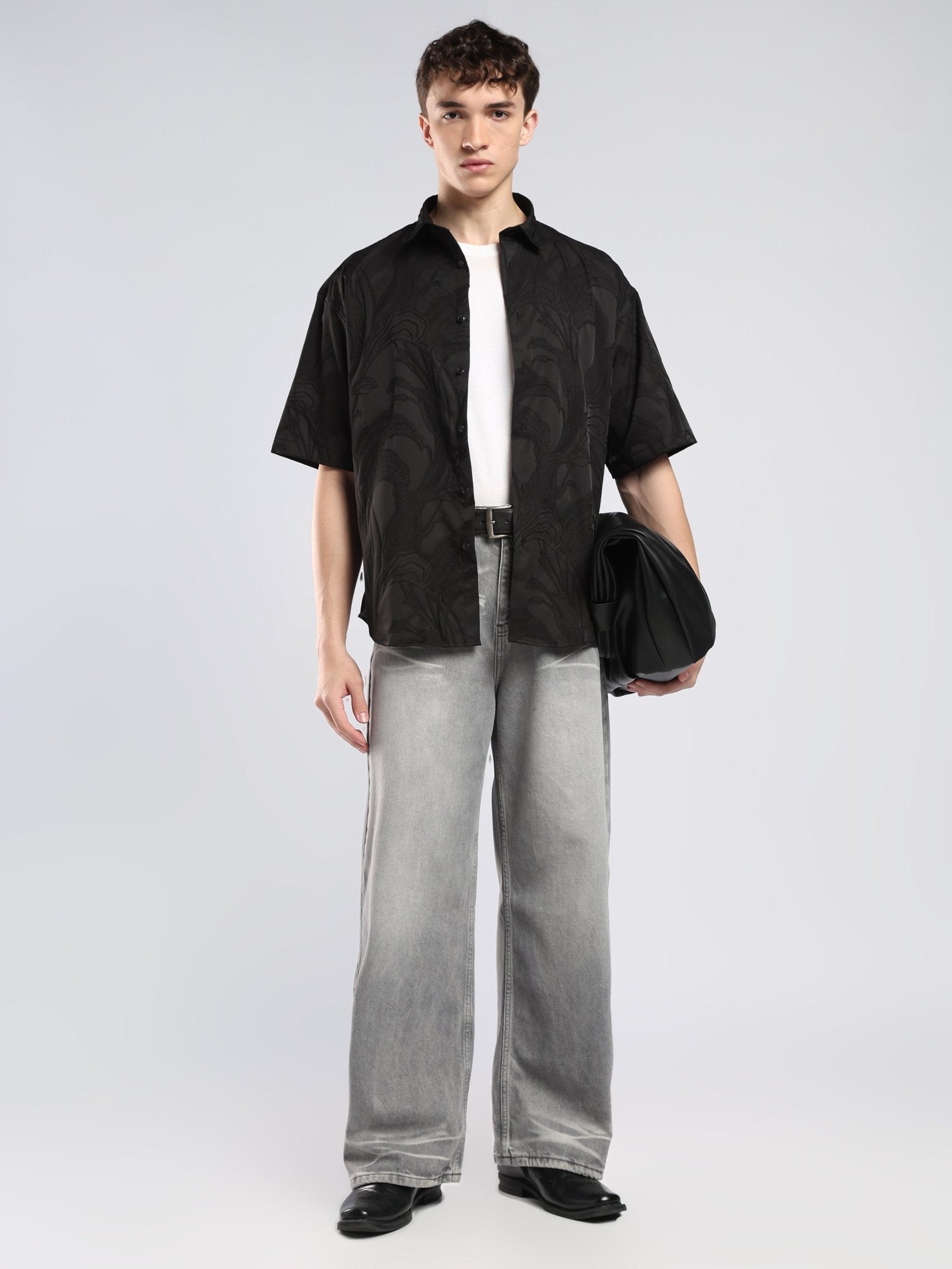 Bopha - Embroidery Half Sleeve Shirt - Black - Espanshe