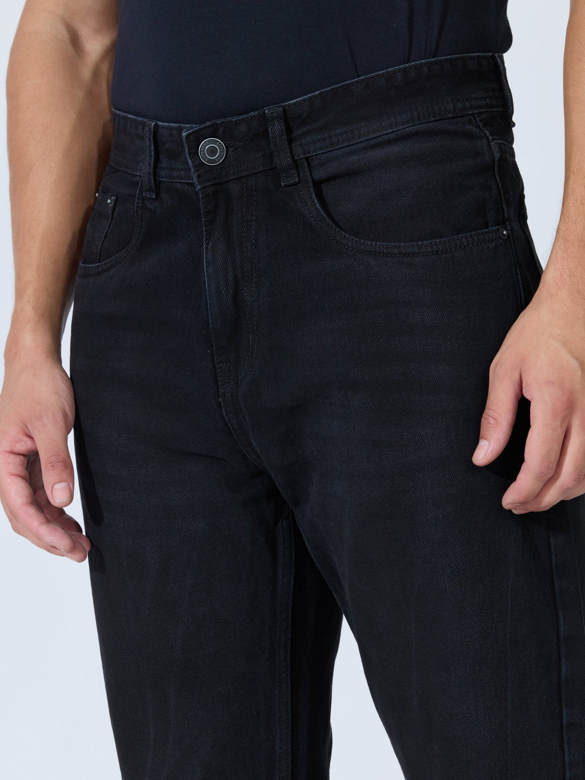 Jade - Crop Fit Jeans - Black - Espanshe
