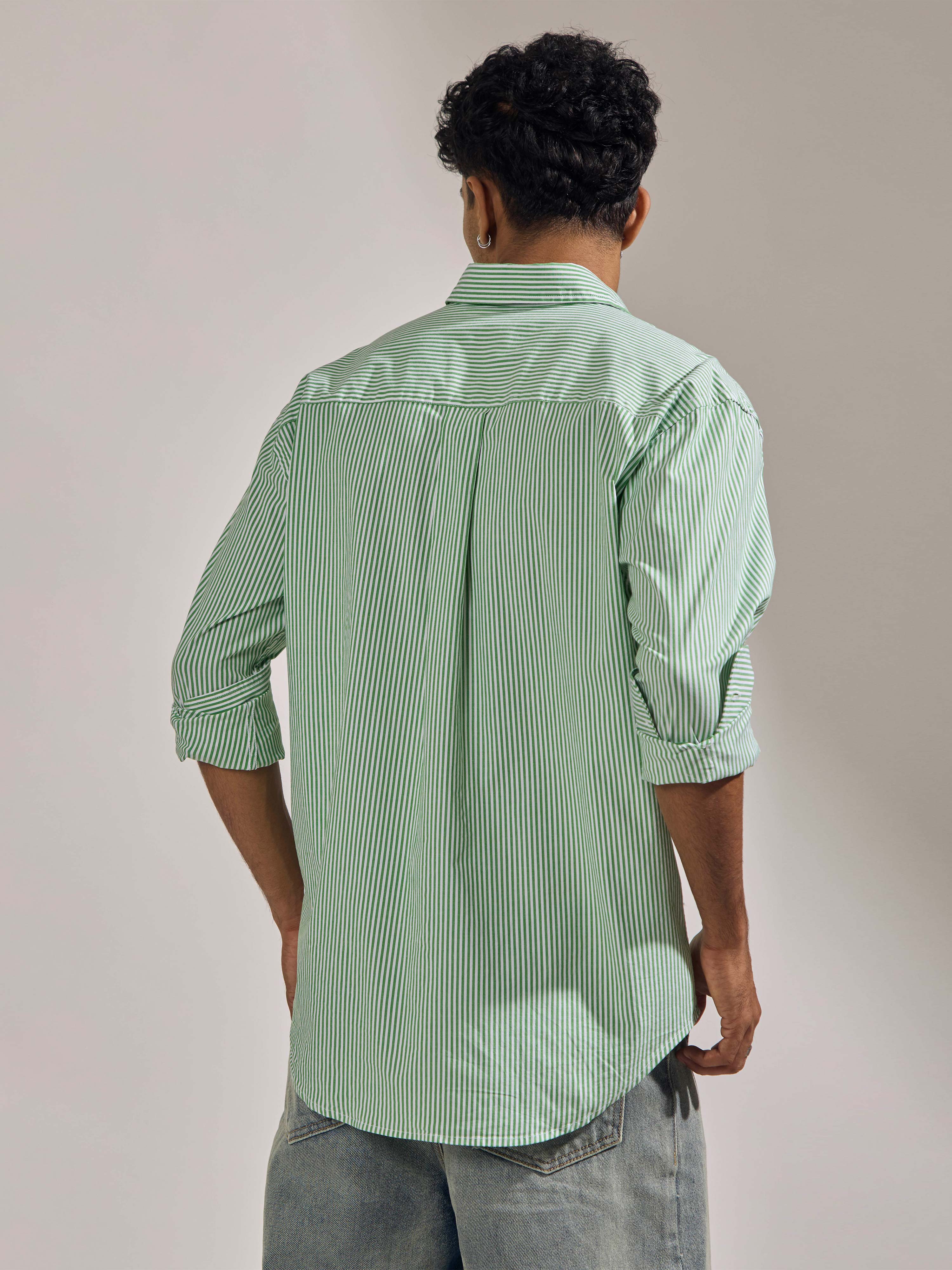 oversized stripped shirt with full sleeve and chest pocket made from 100% cotton.
pure cotton shirts for men
oversized shirts for men