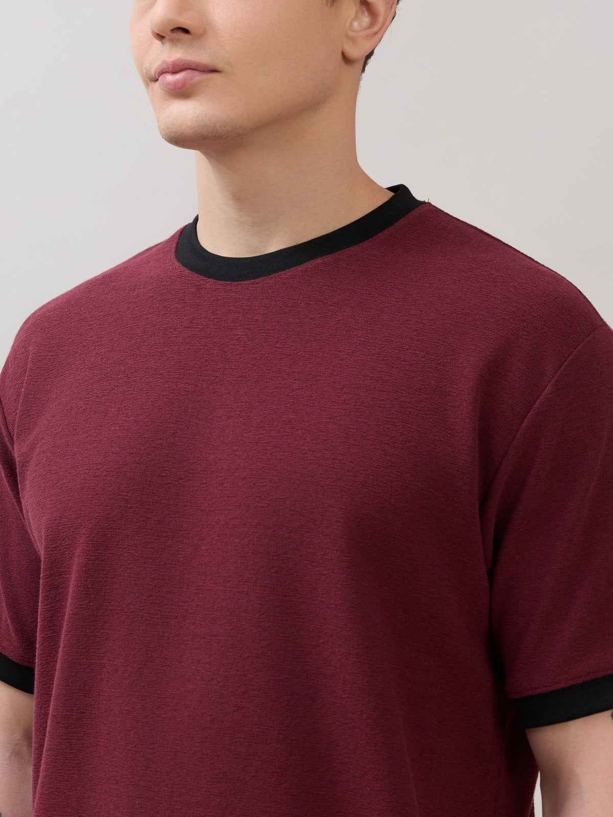 Karoon - Slim Fit Round-Neck T-Shirt - Maroon - Espanshe