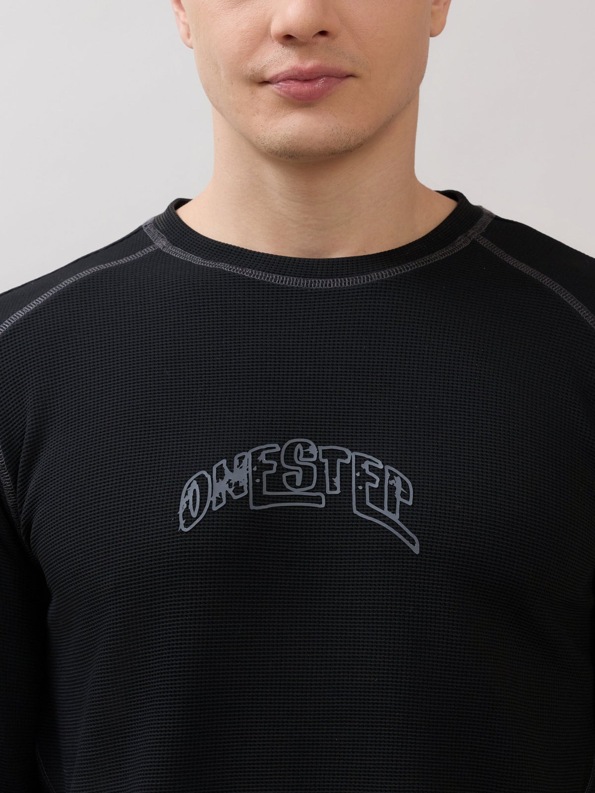 Kinoia - Onstep Printed Contrast-Stitch Relaxed Sweatshirt - Black - Espanshe
