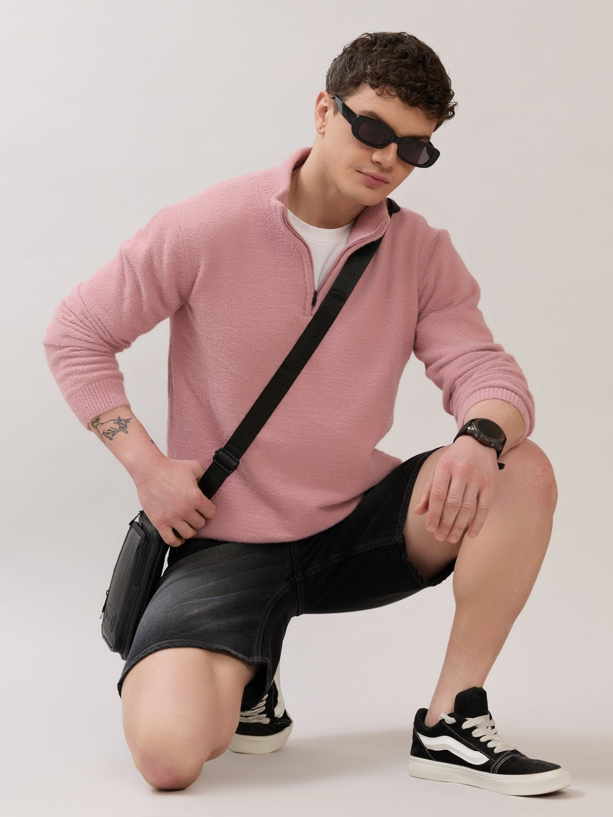 Zoro-2 - Regular Half-Zip High Neck Sweater - Pink - Espanshe