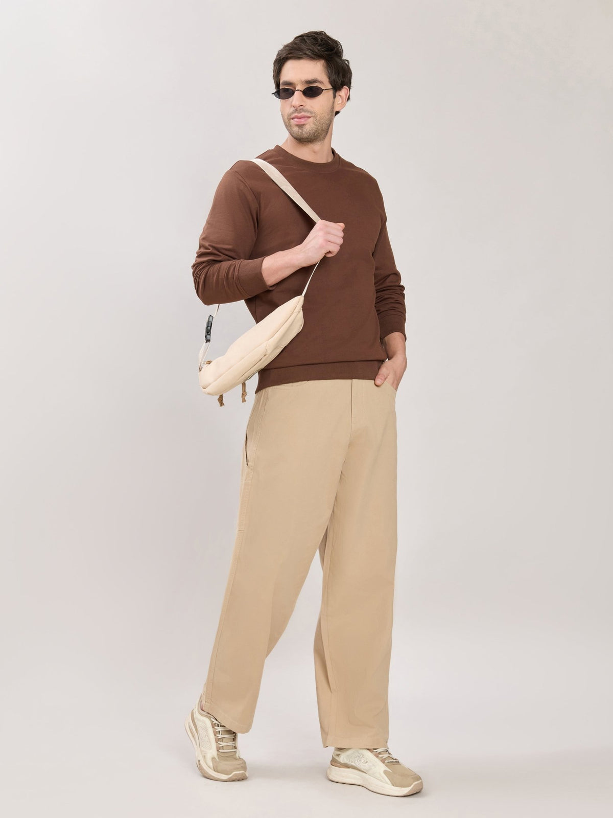 Stanwick - Slim Fit Chocolate Lacquer Crew Neck Sweater - Espanshe