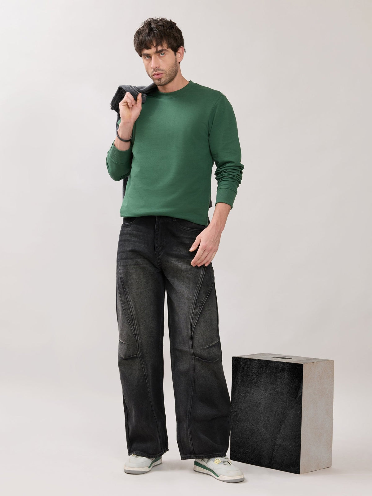 Stanwick - Slim Fit Green Crew Neck Sweater - Espanshe