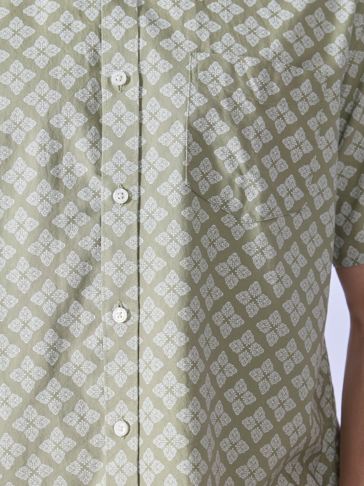 Vovomo - Half Sleeve Printed Shirt - Olive Green - Espanshe
