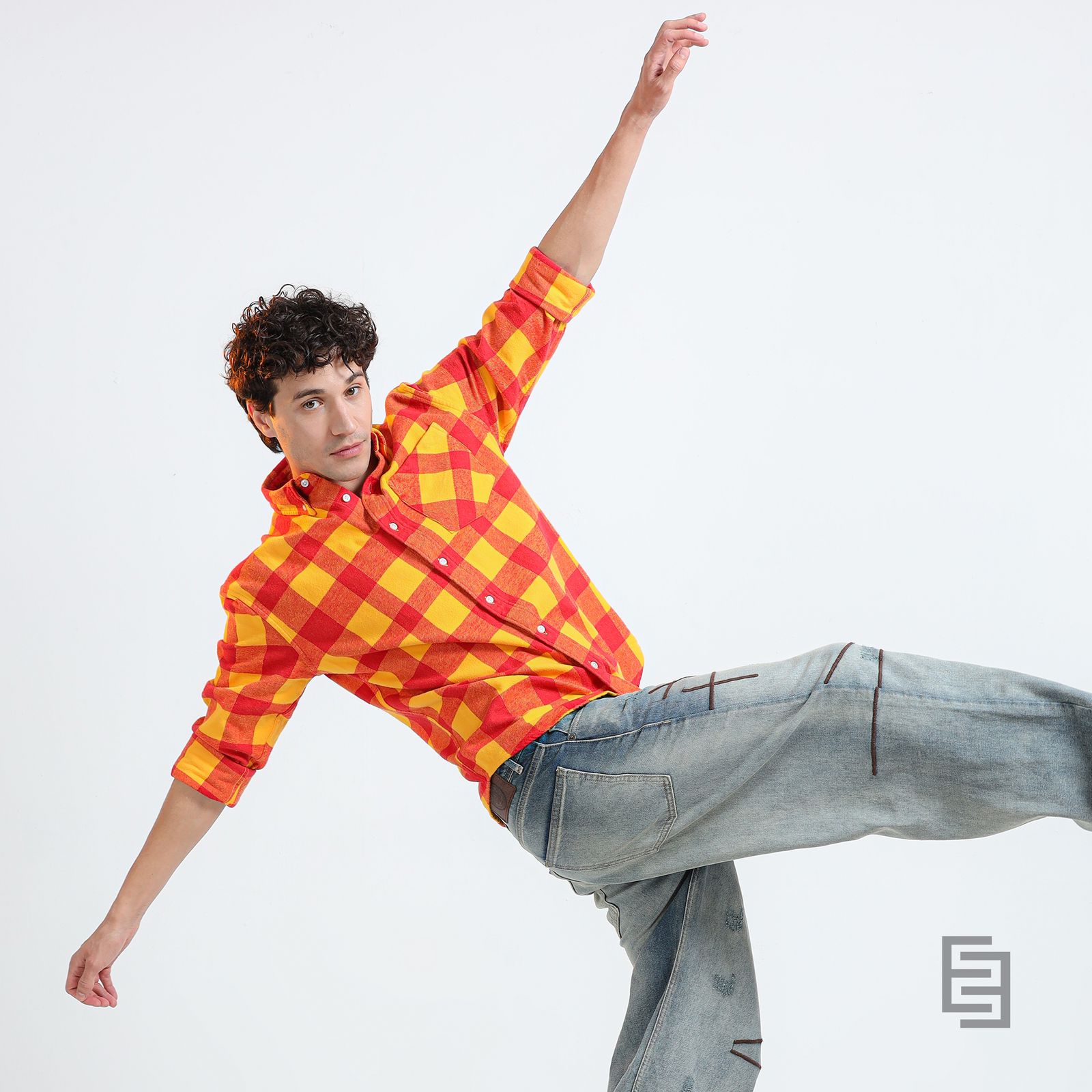 fullsleev checkered shirt in regular fit made from soft brushed fabric
fullsleeve shirts for men
regular fit shirt for men