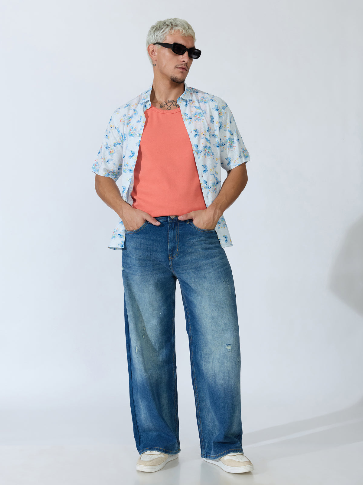 Zevy - Distressed Baggy Jeans - Blue Shade